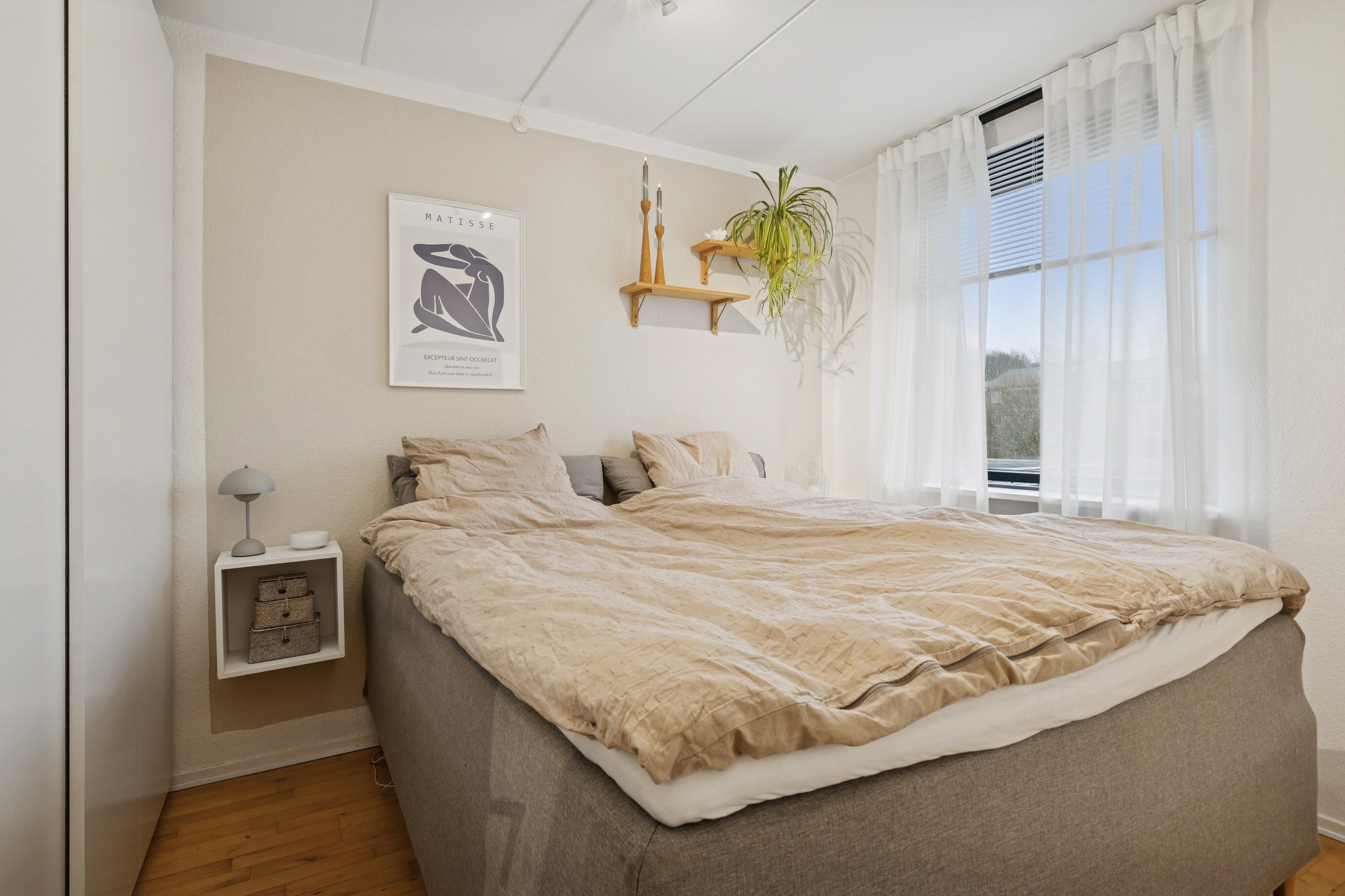 Fremhævet soveværelse billede i fuldskærmstilstand. Billede af Elmehusene 181, 2600 Glostrup