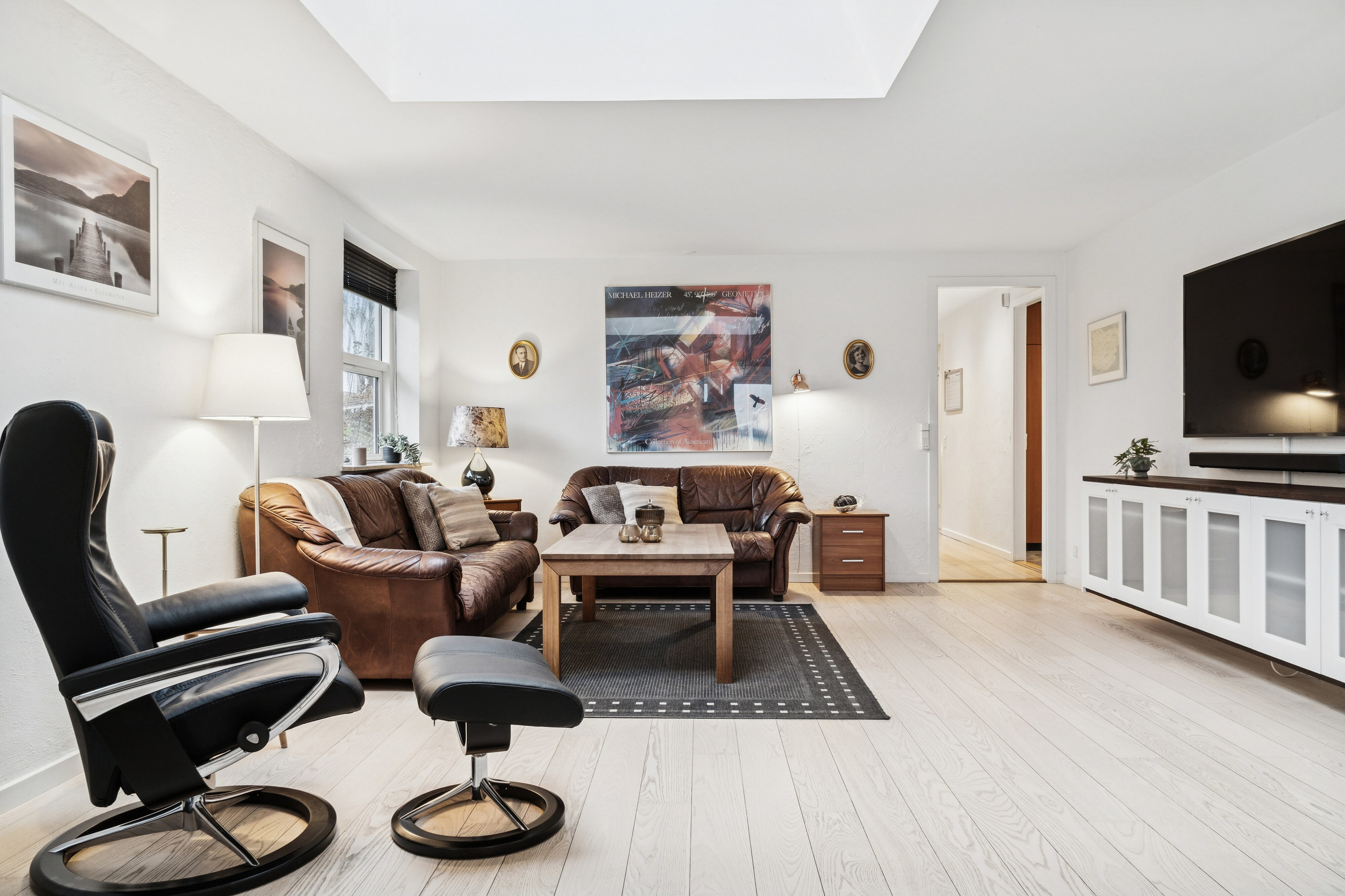 Fremhævet stue billede i fuldskærmstilstand. Billede af Urtehaven 29, 4300 Holbæk