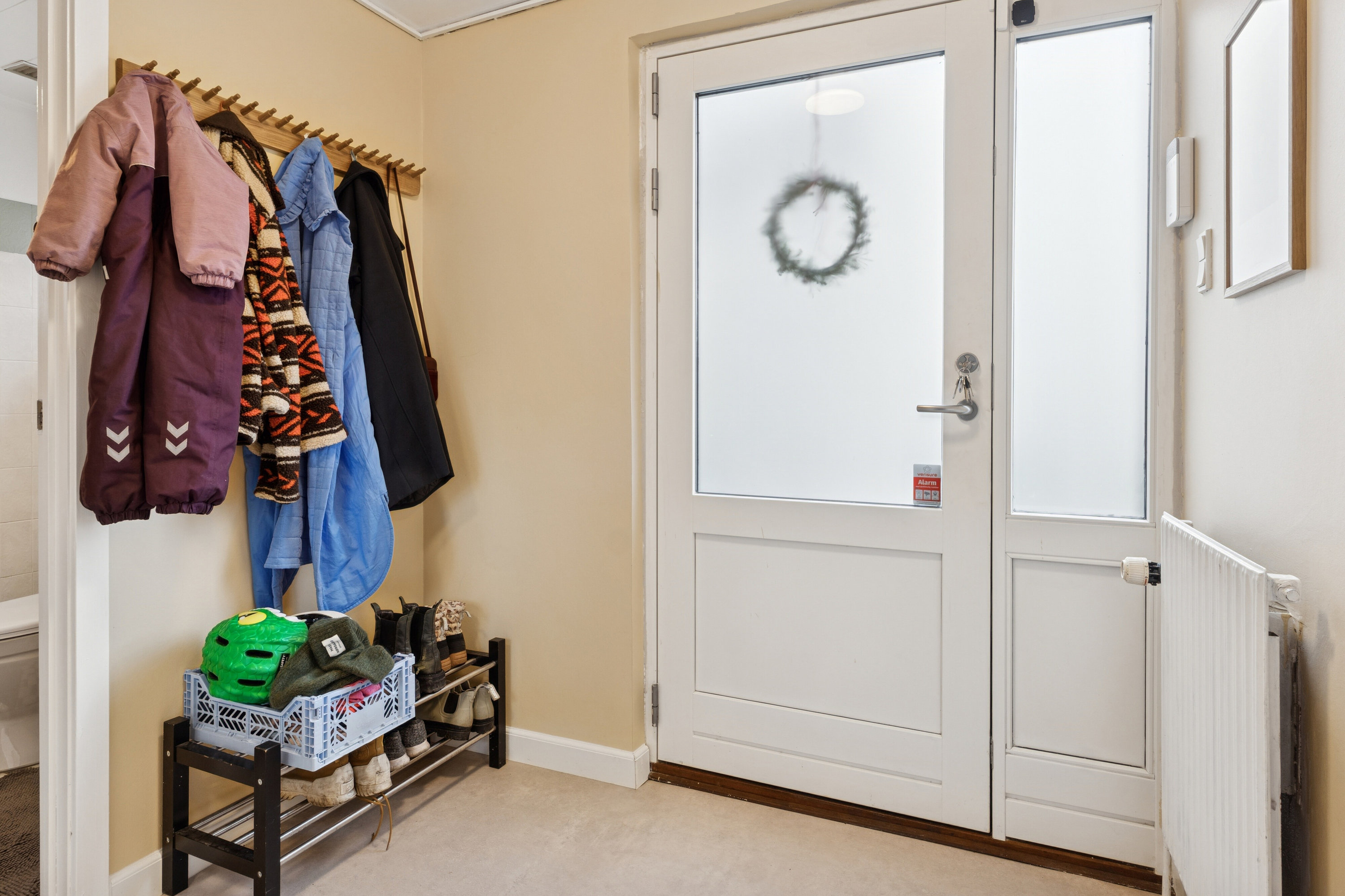 Fremhævet gang billede i fuldskærmstilstand. Billede af Ved Harrestrup Å 19, 2610 Rødovre