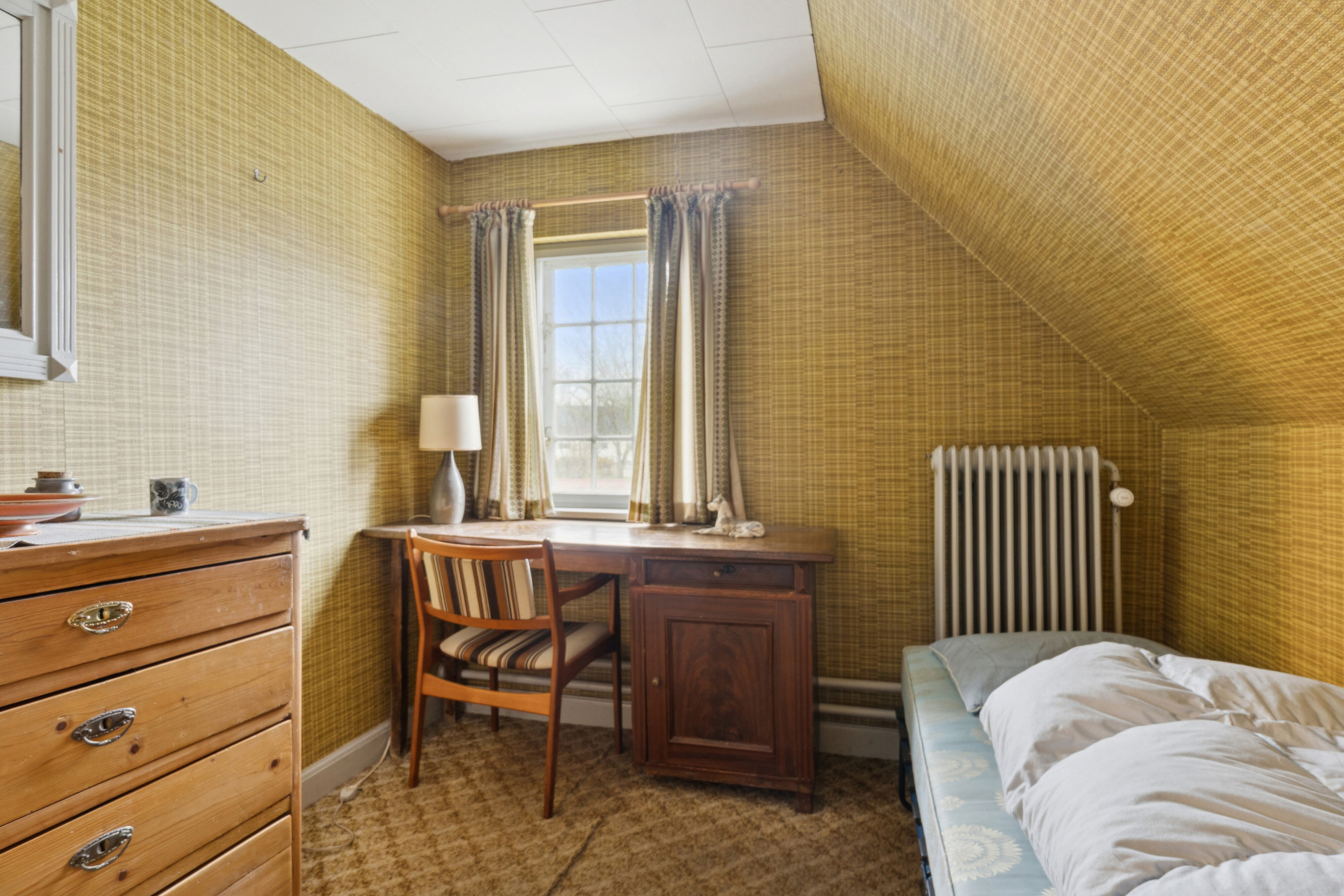 Fremhævet soveværelse billede i fuldskærmstilstand. Billede af Jorløse Byvej 28, 4470 Svebølle