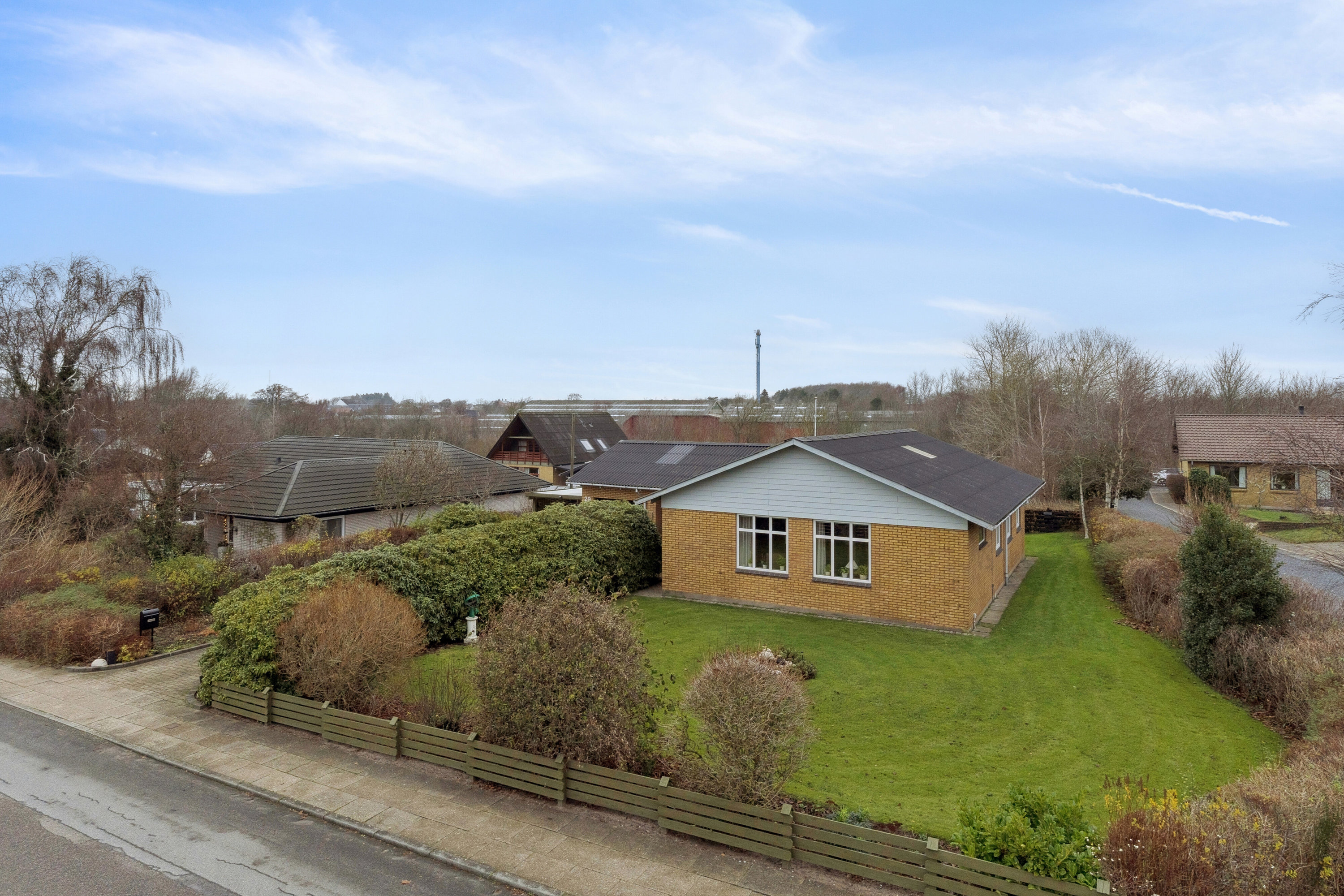 Fremhævet set fra vejen billede i fuldskærmstilstand. Billede af Sellebjergvej 29, 9881 Bindslev