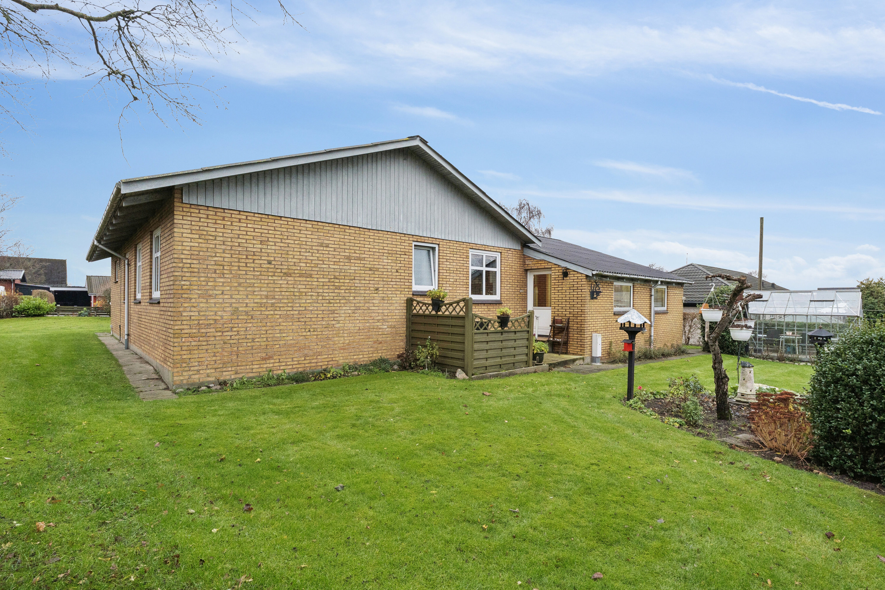 Miniaturebillede 1: set fra haven. Billede af Sellebjergvej 29, 9881 Bindslev