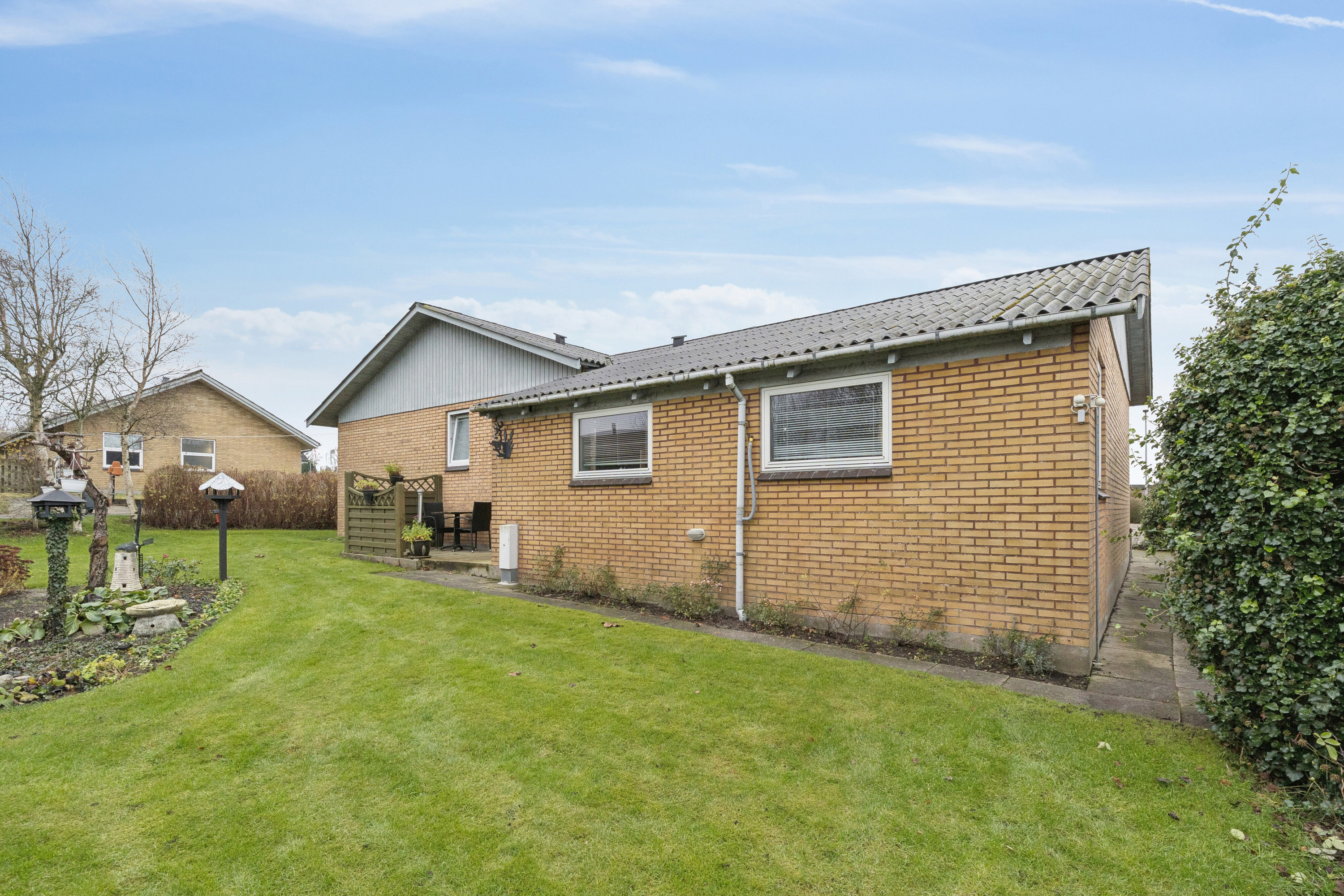 Fremhævet set fra haven billede i fuldskærmstilstand. Billede af Sellebjergvej 29, 9881 Bindslev