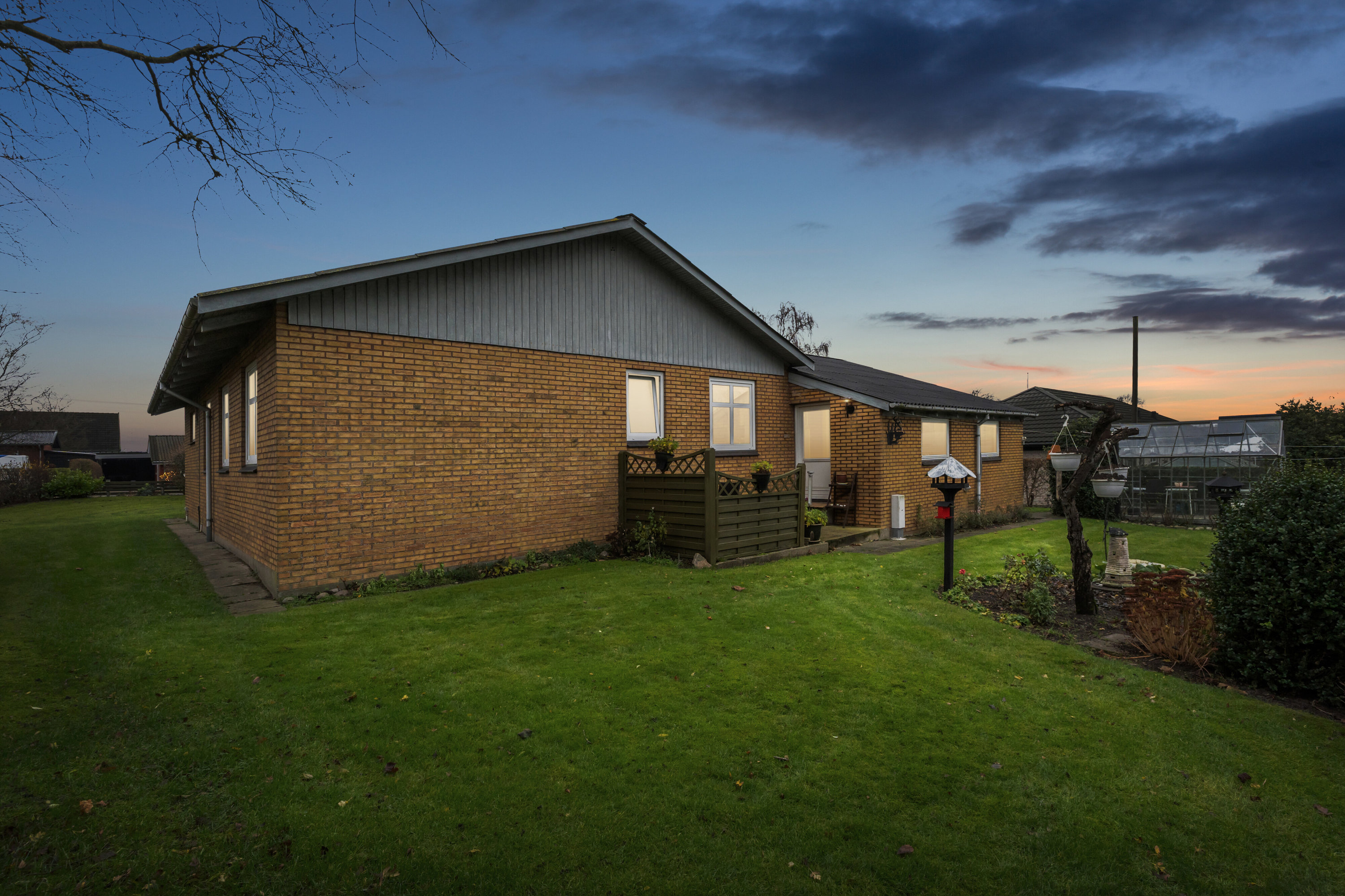 Fremhævet set fra haven billede i fuldskærmstilstand. Billede af Sellebjergvej 29, 9881 Bindslev