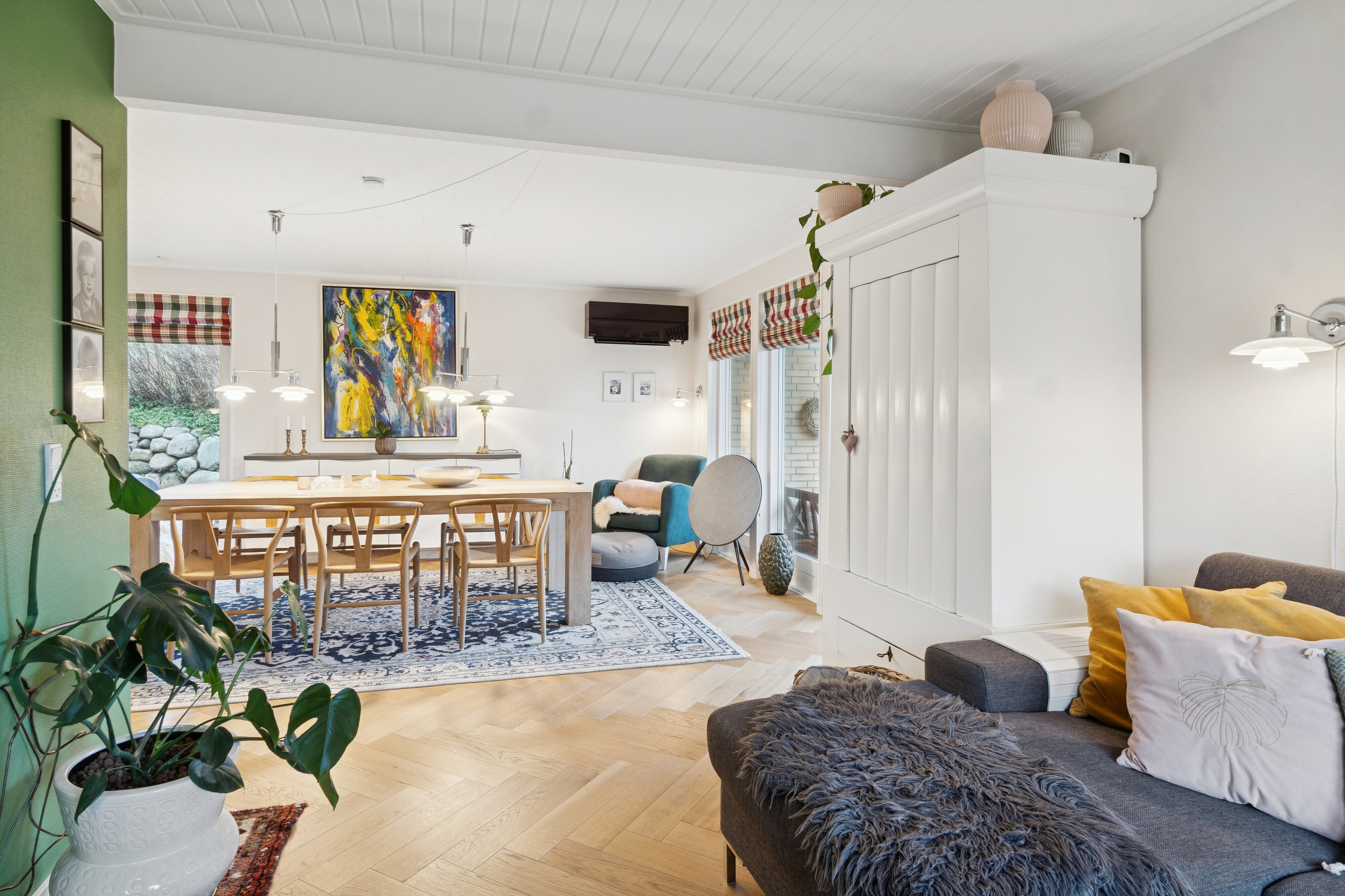 Fremhævet stue billede i fuldskærmstilstand. Billede af Hjorthøj 42, 4400 Kalundborg