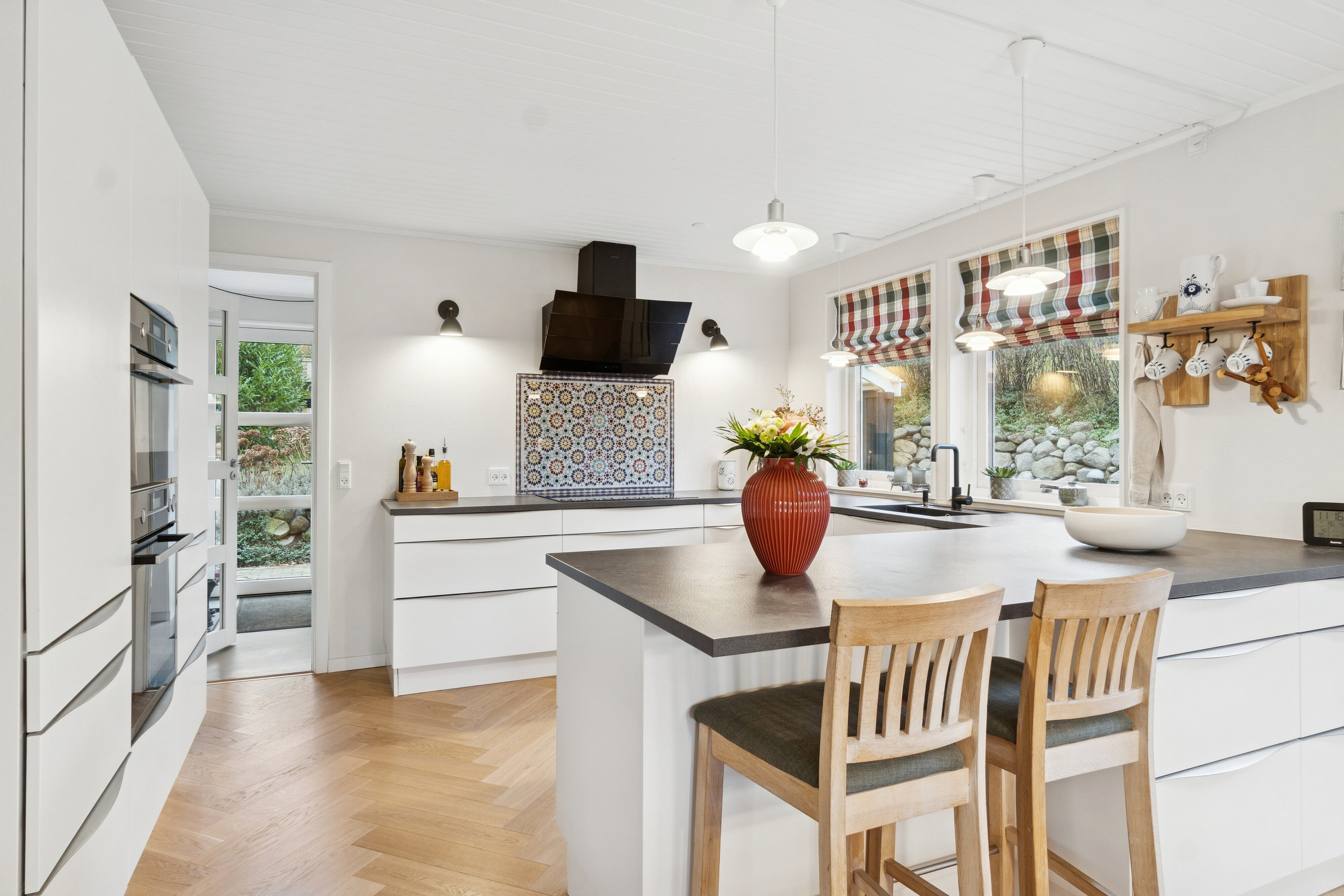 Fremhævet køkken billede i fuldskærmstilstand. Billede af Hjorthøj 42, 4400 Kalundborg