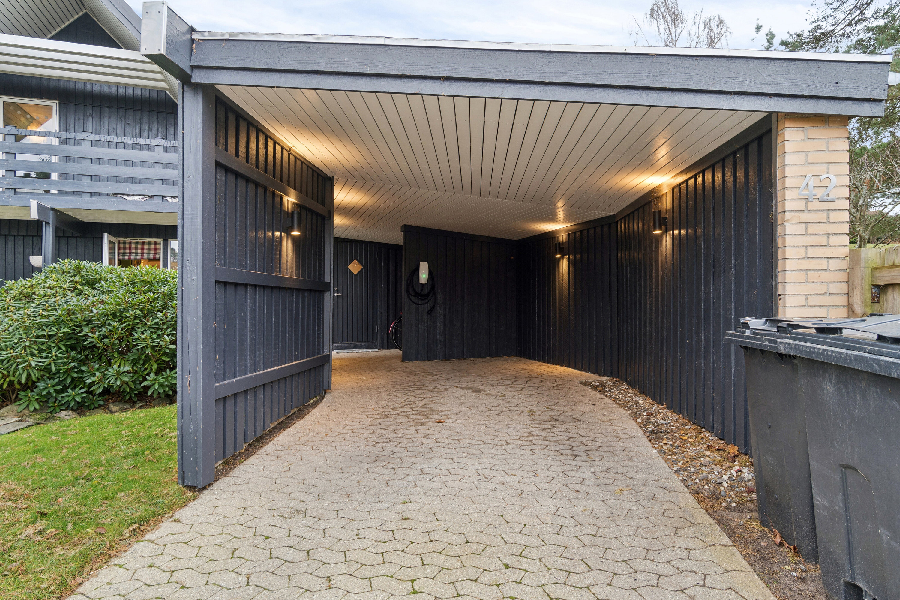 Fremhævet indendørs billede i fuldskærmstilstand. Billede af Hjorthøj 42, 4400 Kalundborg