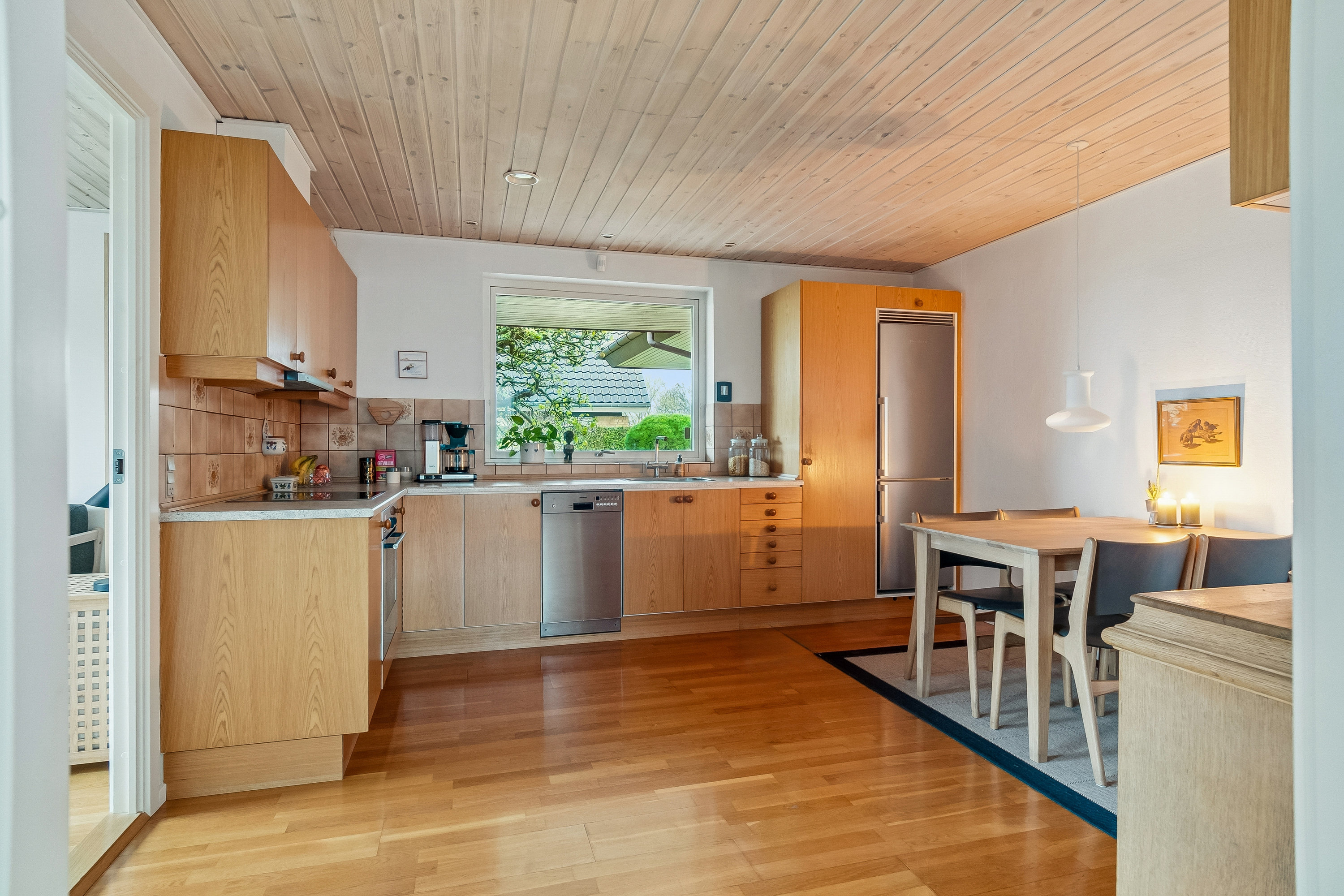 Fremhævet køkken billede i fuldskærmstilstand. Billede af Weendam Alle 26, 2791 Dragør