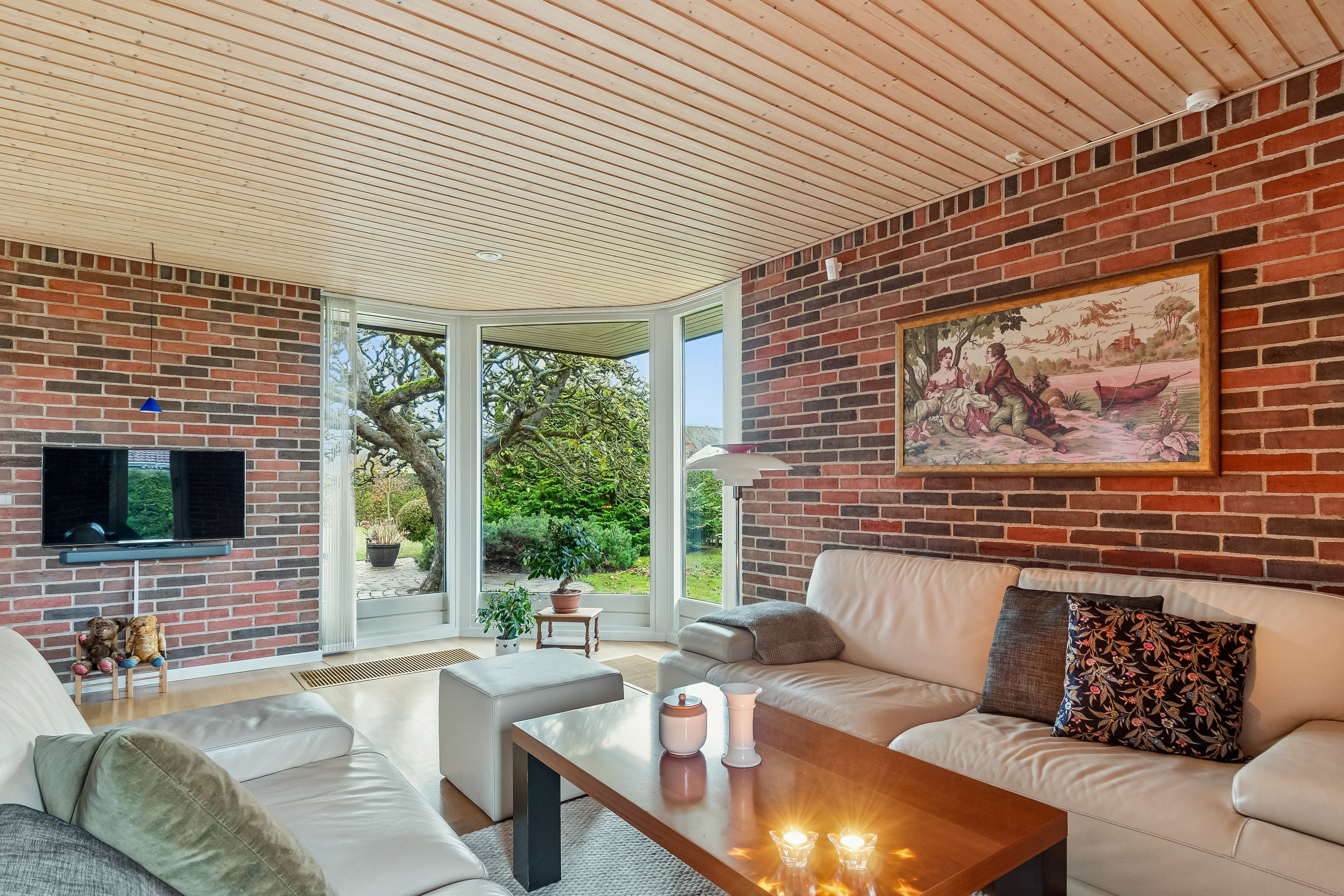 Fremhævet stue billede i fuldskærmstilstand. Billede af Weendam Alle 26, 2791 Dragør