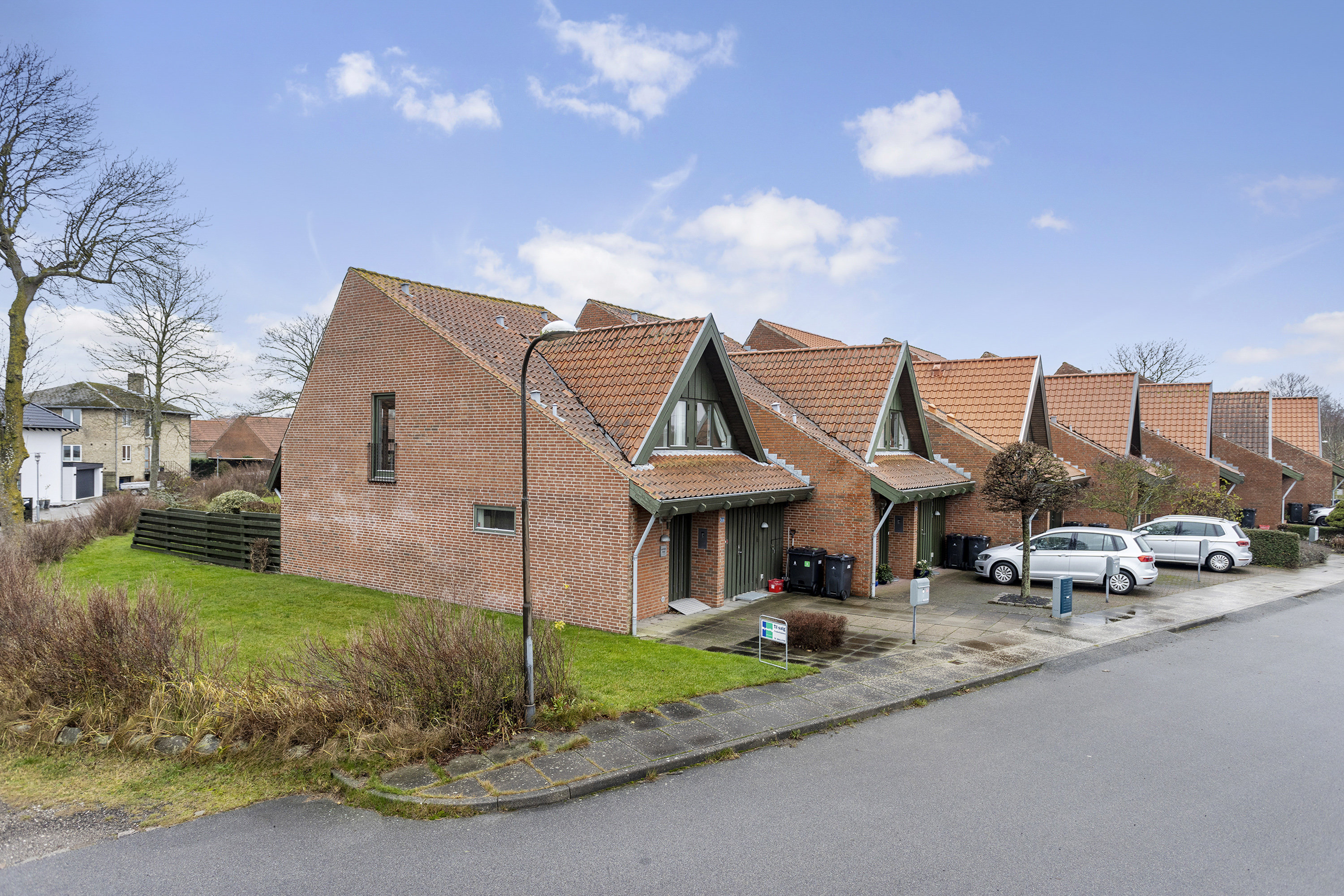 Fremhævet facade billede i fuldskærmstilstand. Billede af Nordre Skanse 36B, 9900 Frederikshavn