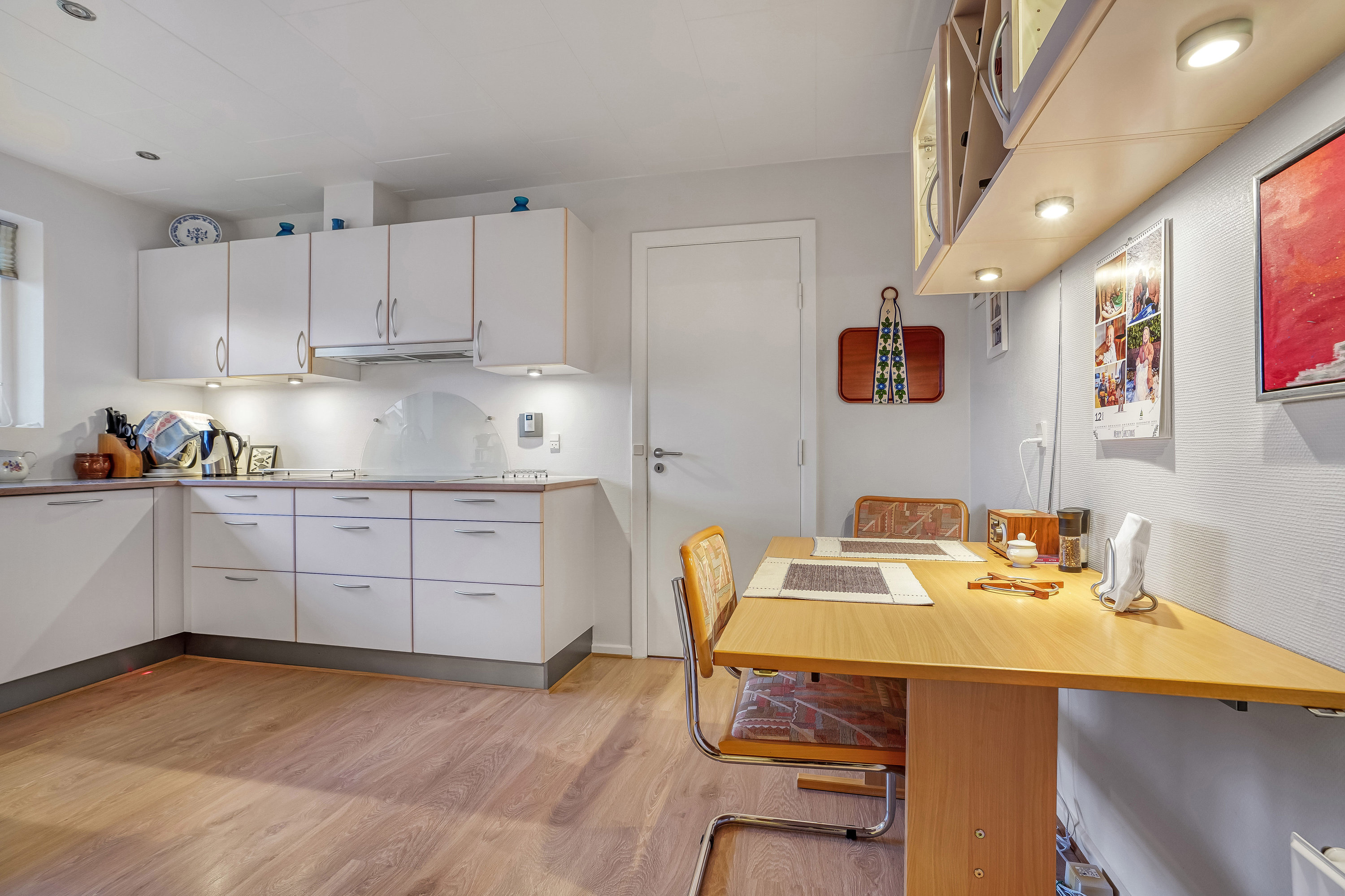 Fremhævet køkken billede i fuldskærmstilstand. Billede af Bakkedraget 6, 7300 Jelling