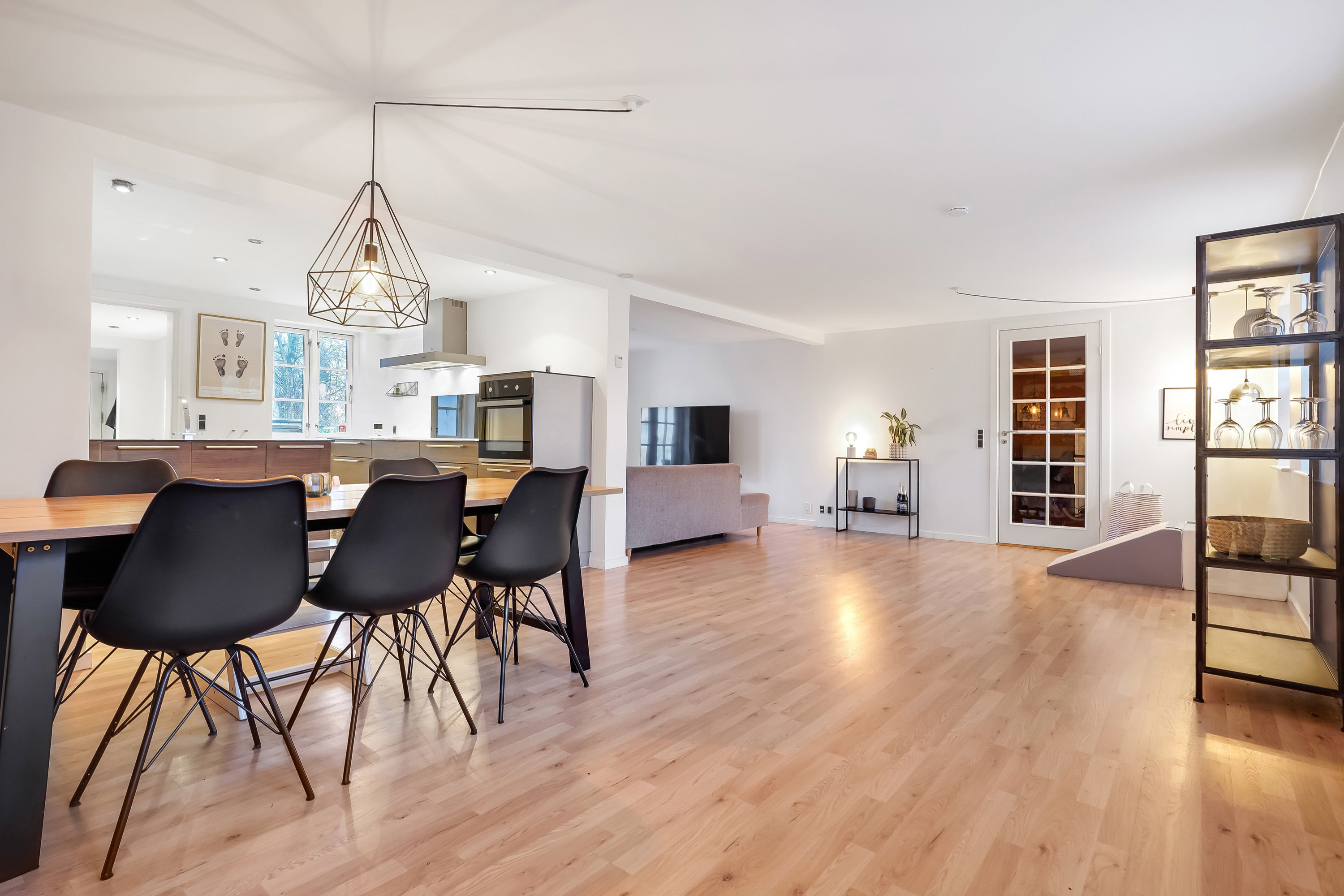 Fremhævet stue billede i fuldskærmstilstand. Billede af Nørregade 14, 8740 Brædstrup