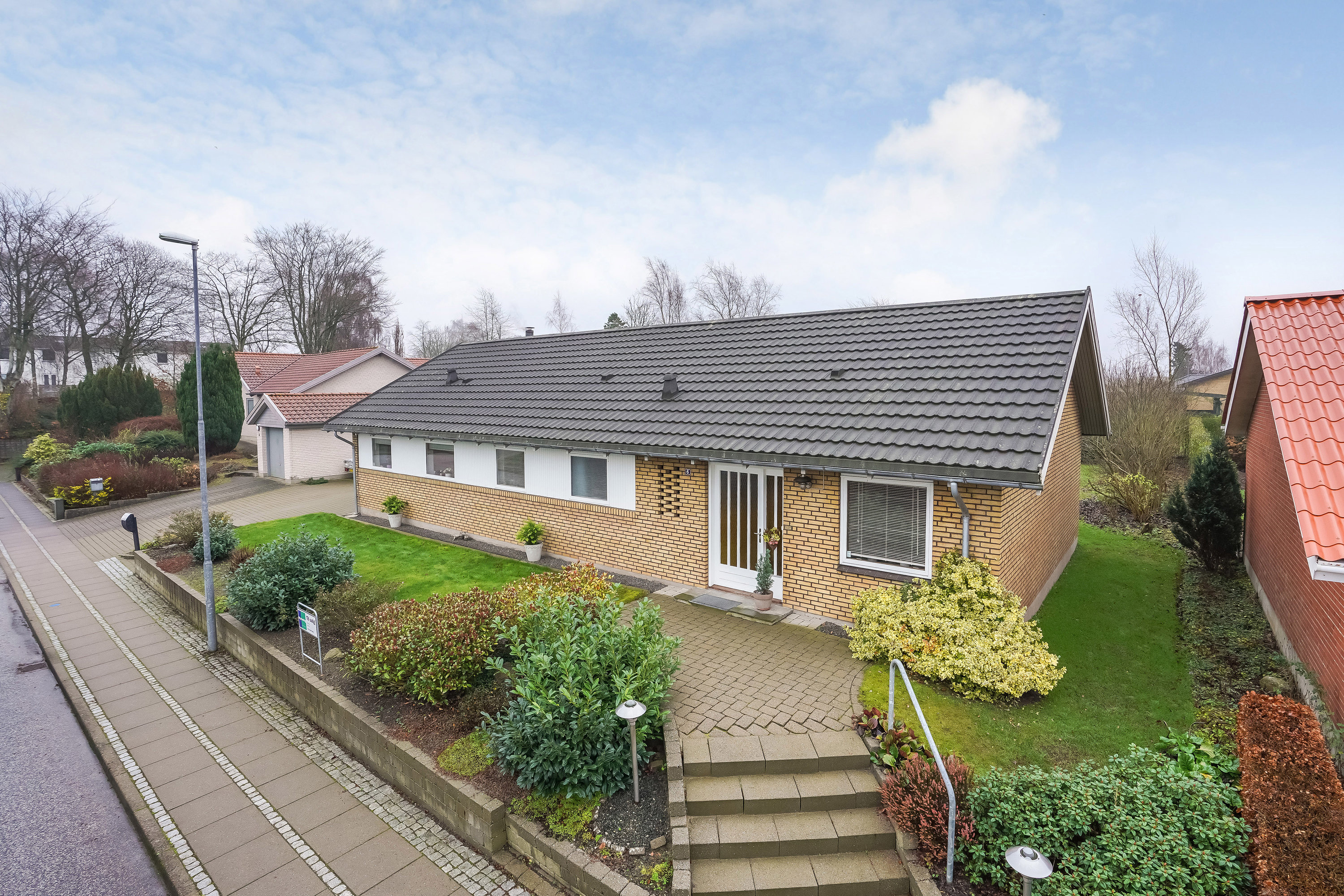 Fremhævet ejendommen billede i fuldskærmstilstand. Billede af Bakkedraget 6, 7300 Jelling