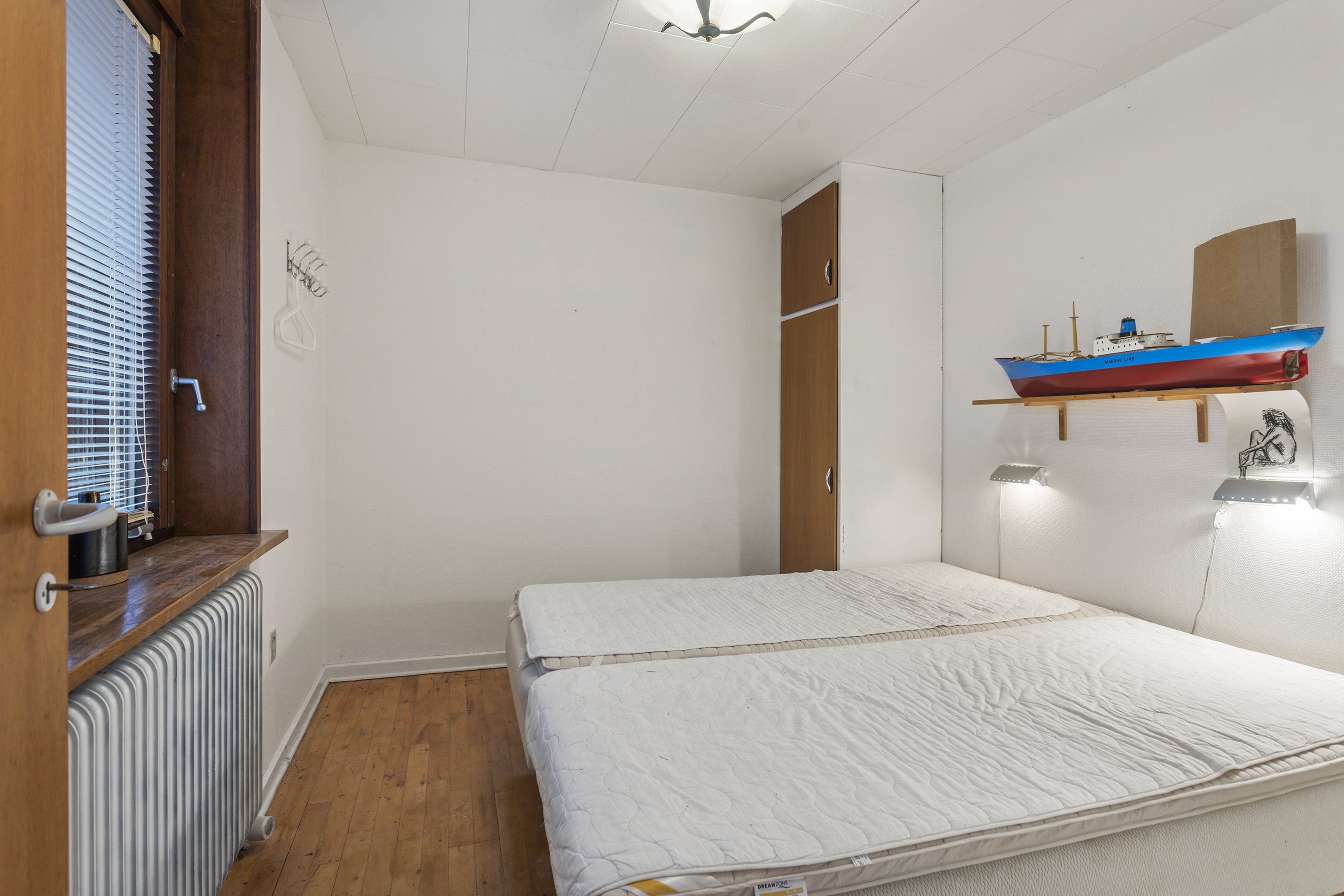 Fremhævet soveværelse billede i fuldskærmstilstand. Billede af Rypevej 12, 9970 Strandby