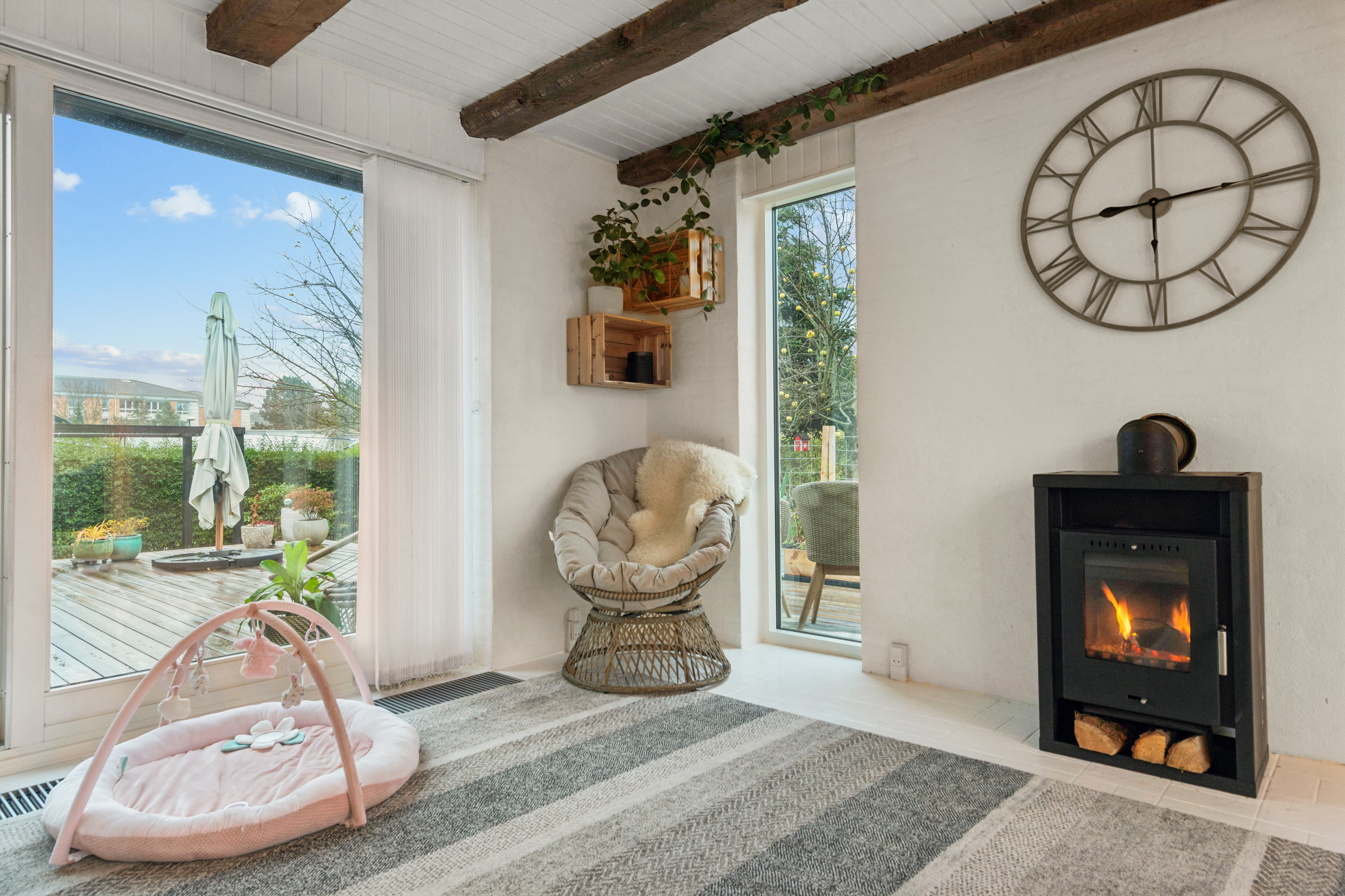 Fremhævet stue billede i fuldskærmstilstand. Billede af Højager 84, 2670 Greve