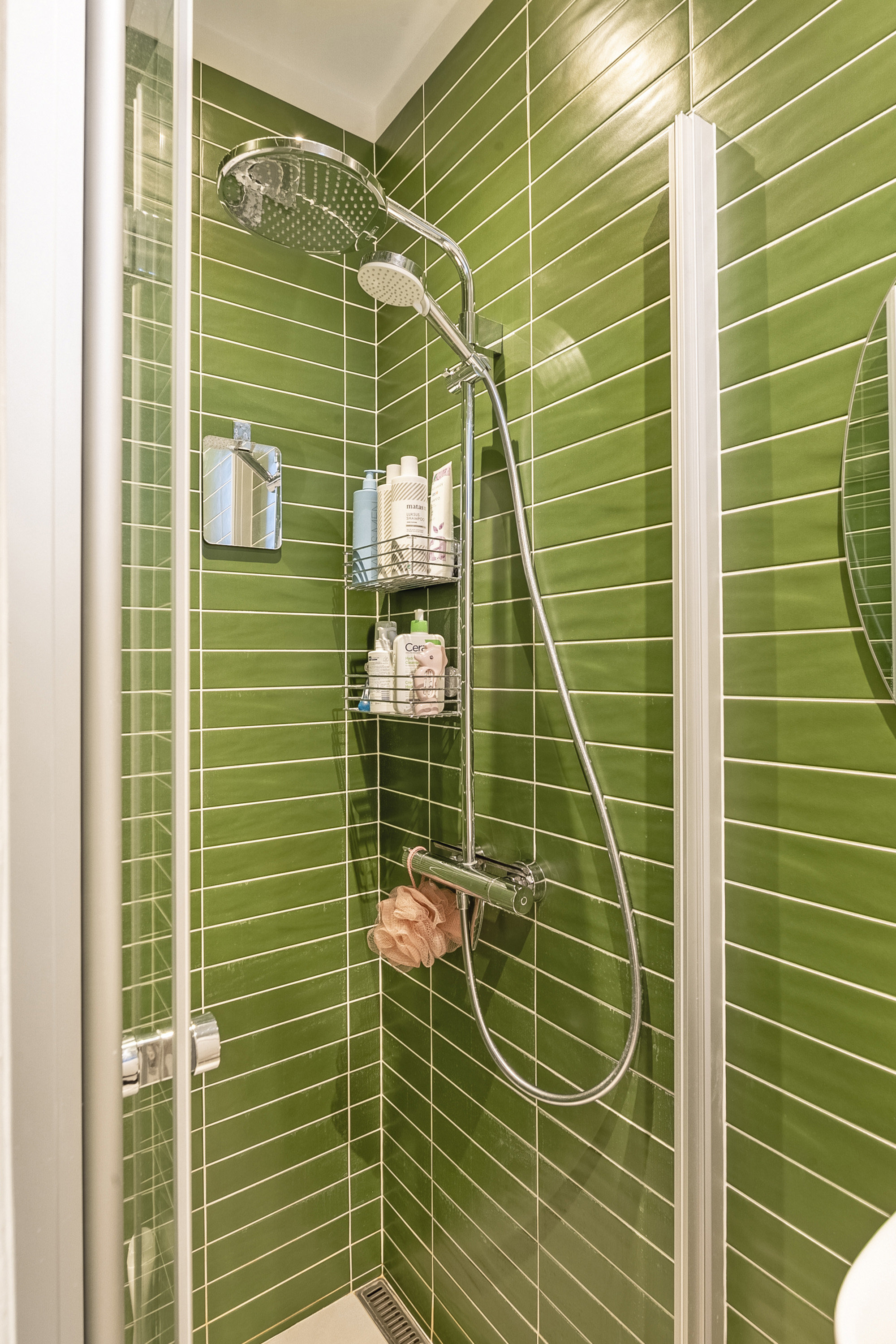 Fremhævet badeværelse billede i fuldskærmstilstand. Billede af Sdr. Boulevard 228, 1., 5000 Odense C