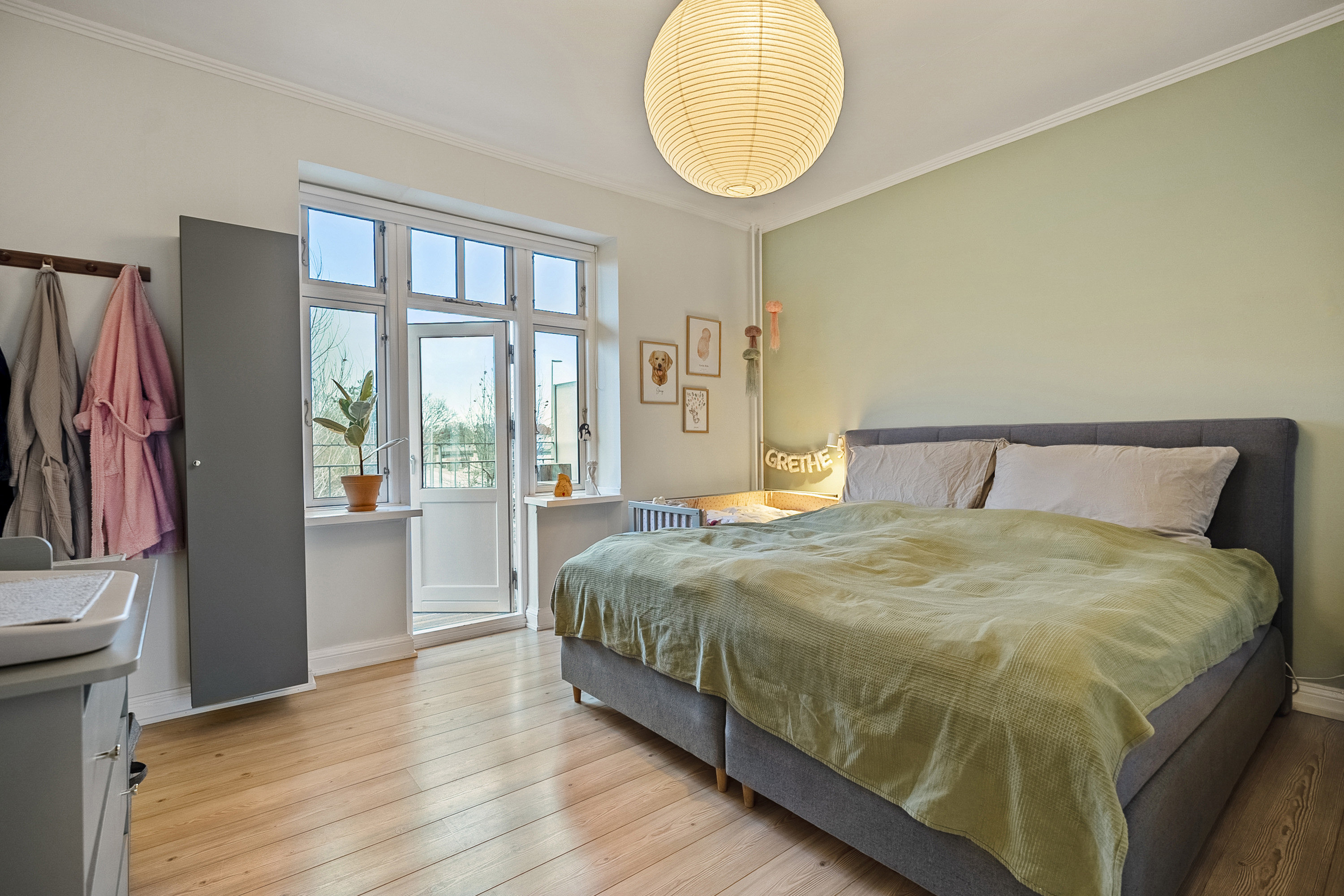 Fremhævet soveværelse billede i fuldskærmstilstand. Billede af Sdr. Boulevard 228, 1., 5000 Odense C