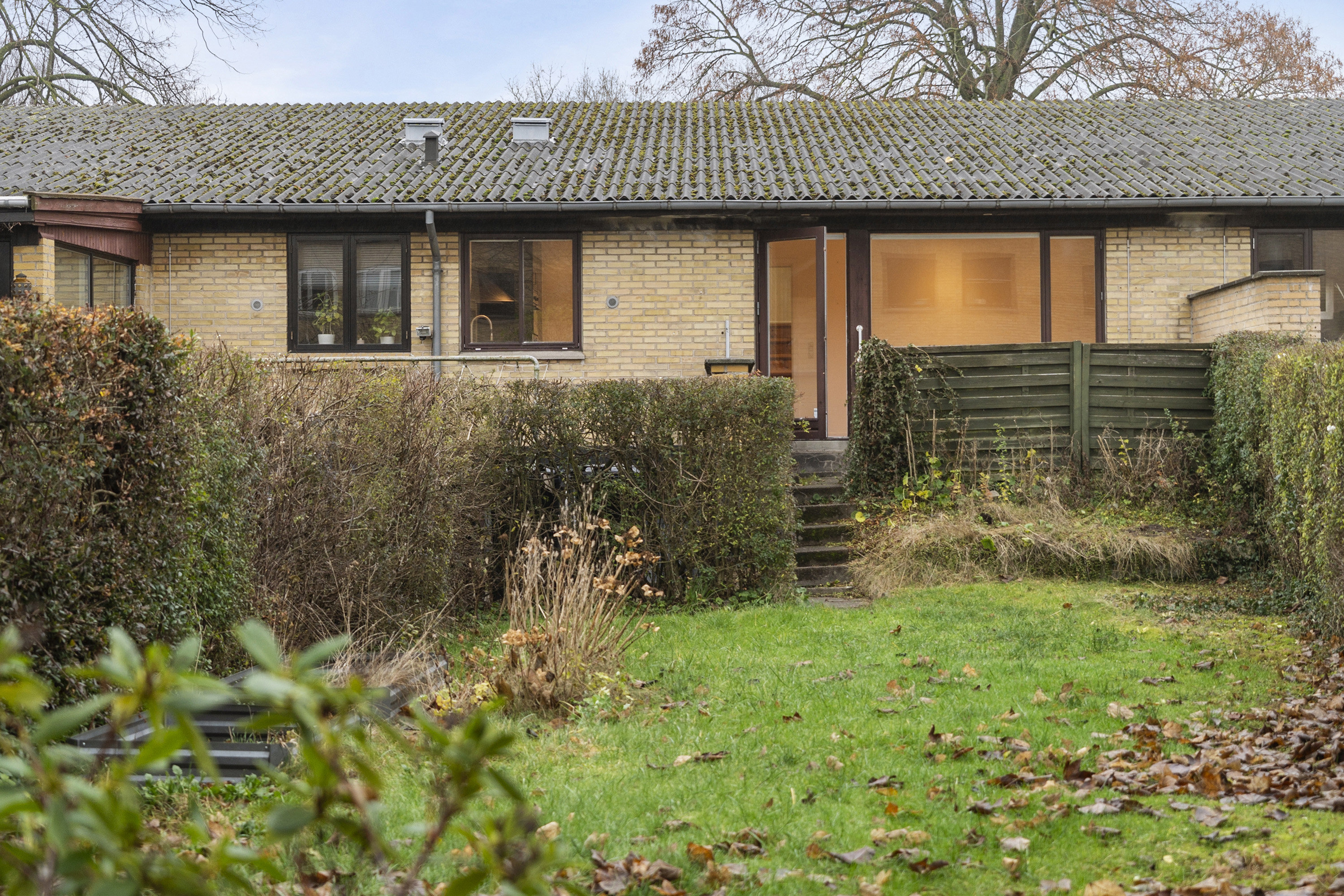 Miniaturebillede 1: ejendommen. Billede af Edvard Weies Vænge 43, 5220 Odense SØ