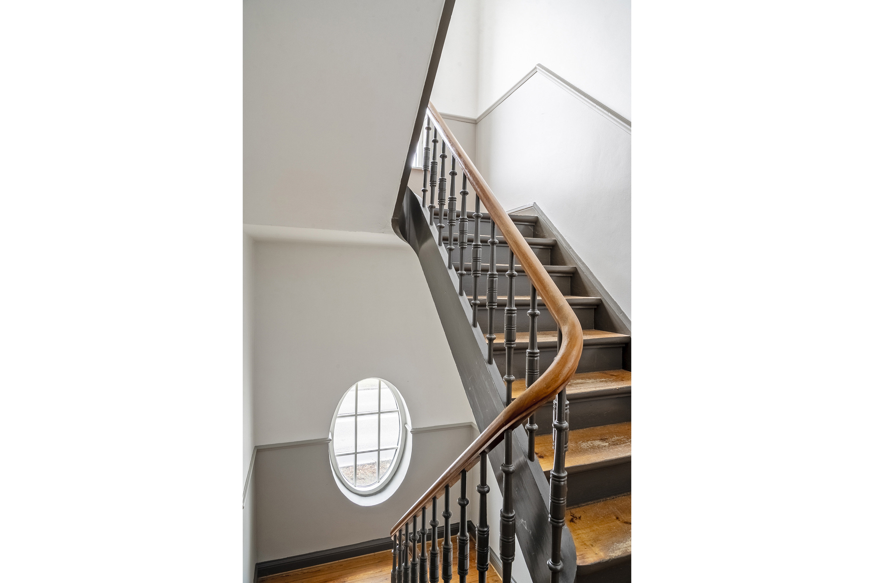 Fremhævet entré billede i fuldskærmstilstand. Billede af Sdr. Boulevard 228, 1., 5000 Odense C