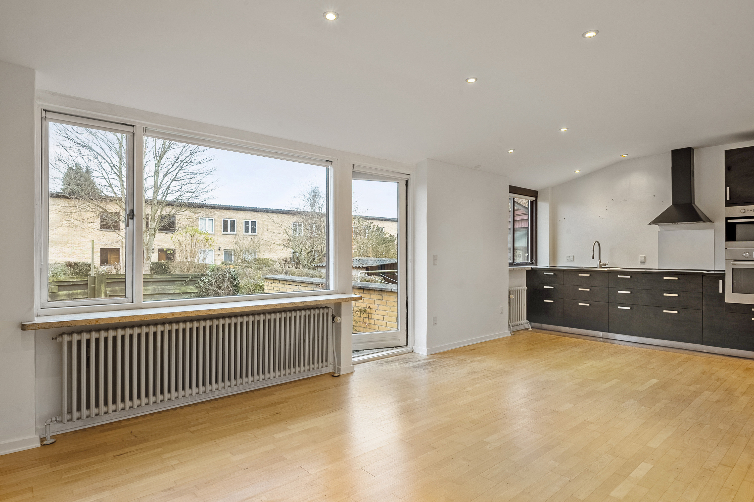 Fremhævet køkken billede i fuldskærmstilstand. Billede af Edvard Weies Vænge 43, 5220 Odense SØ