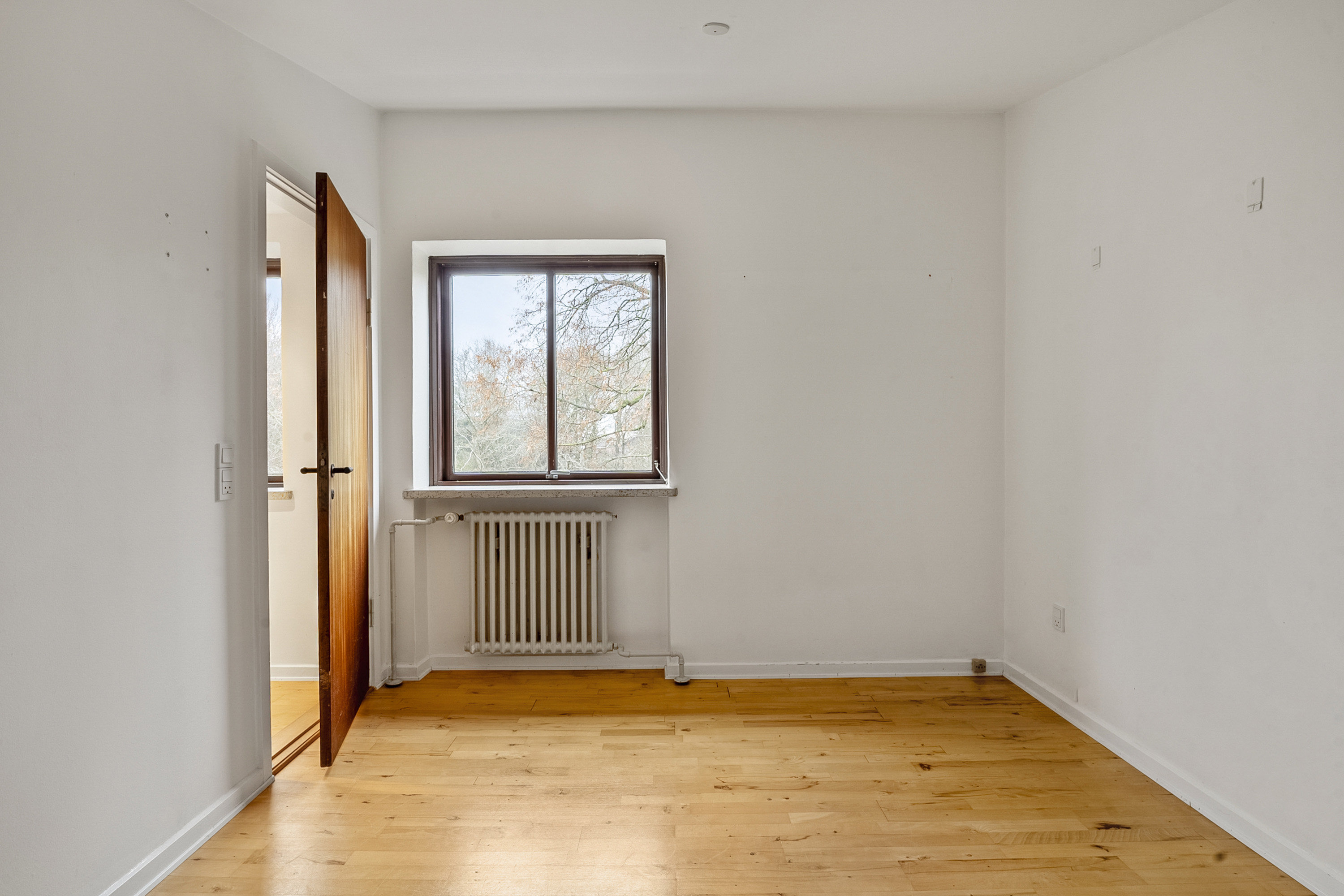 Fremhævet værelse billede i fuldskærmstilstand. Billede af Edvard Weies Vænge 43, 5220 Odense SØ