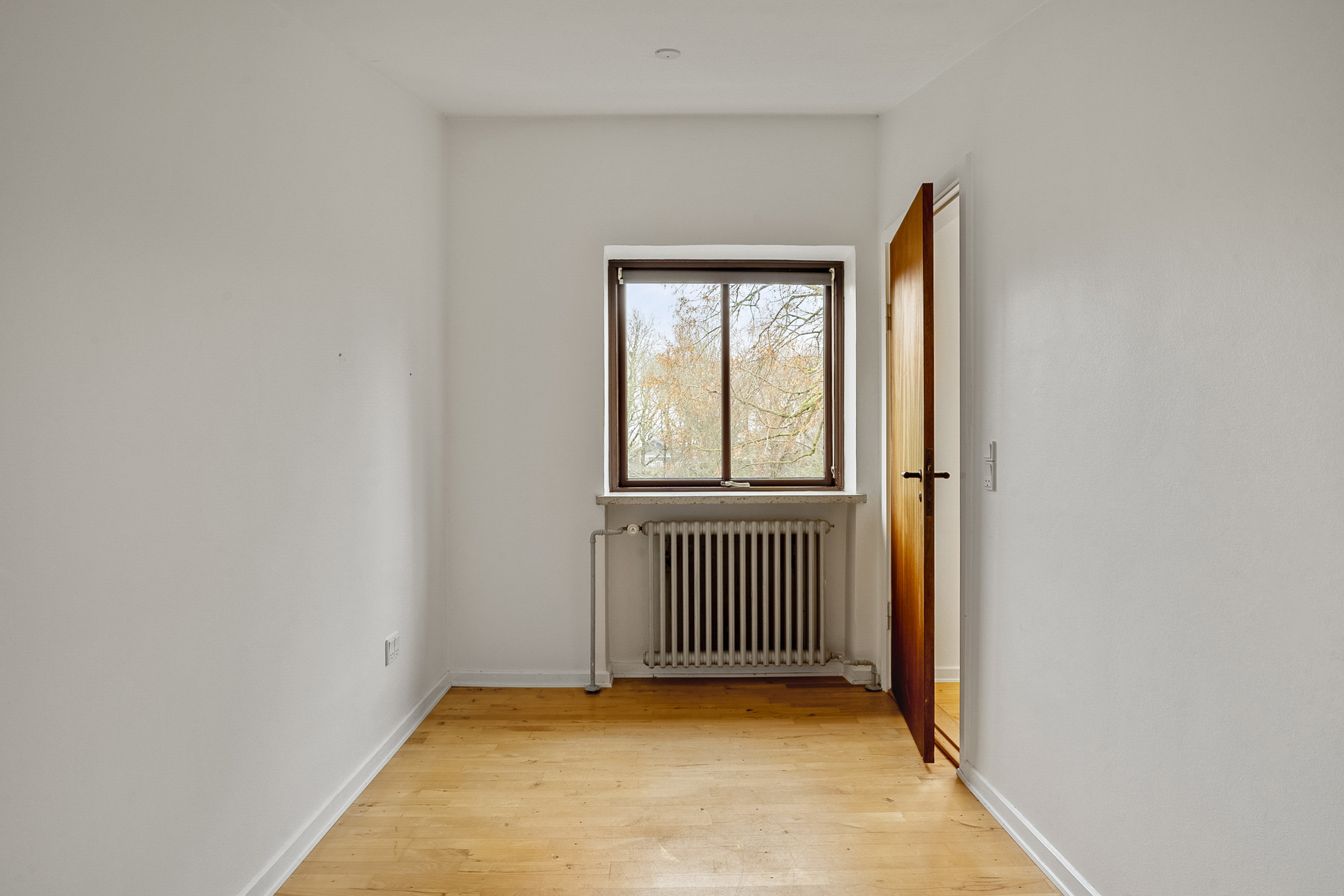 Fremhævet værelse billede i fuldskærmstilstand. Billede af Edvard Weies Vænge 43, 5220 Odense SØ