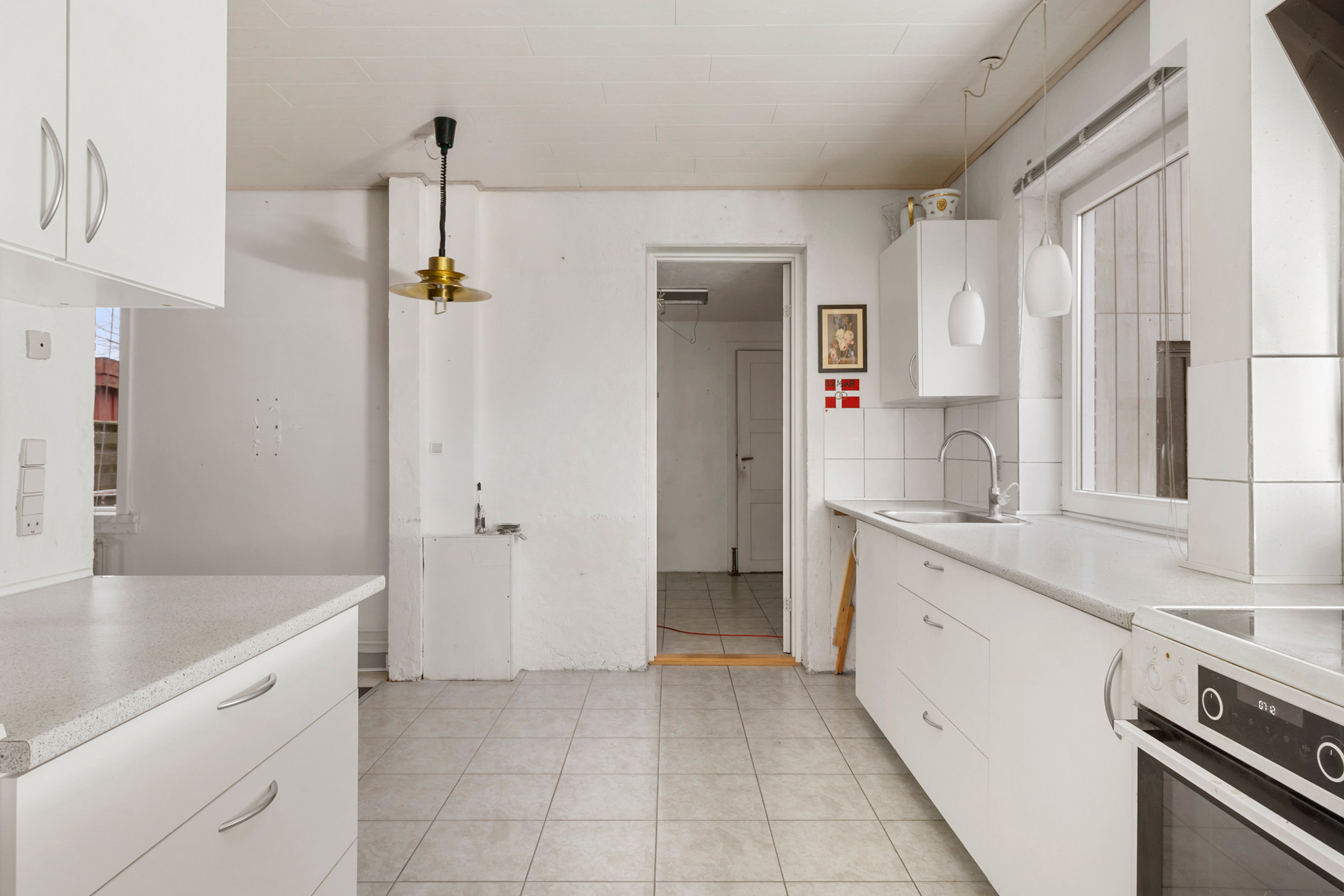 Fremhævet køkken billede i fuldskærmstilstand. Billede af Møllevænget 19, 9870 Sindal