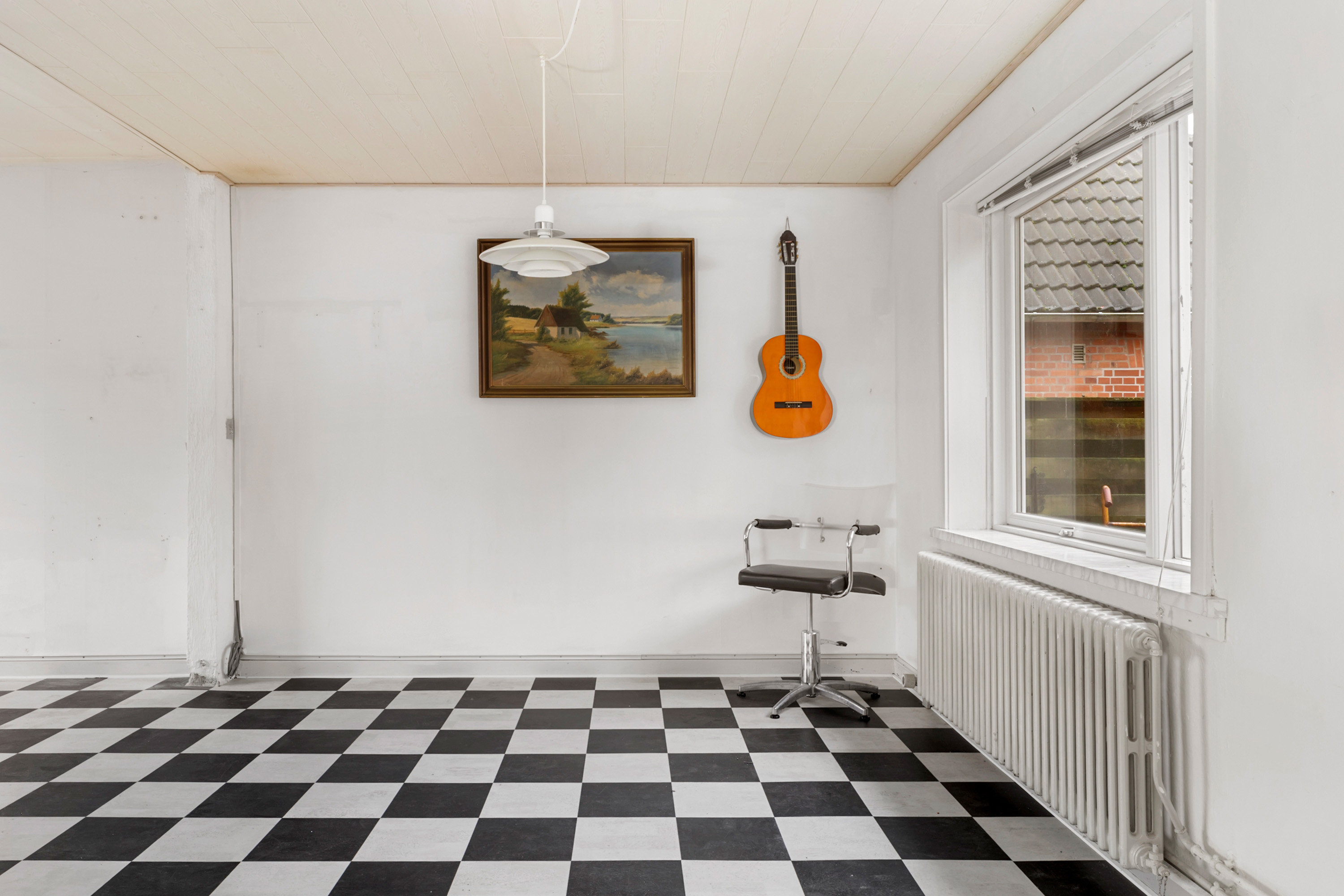 Fremhævet stue billede i fuldskærmstilstand. Billede af Møllevænget 19, 9870 Sindal