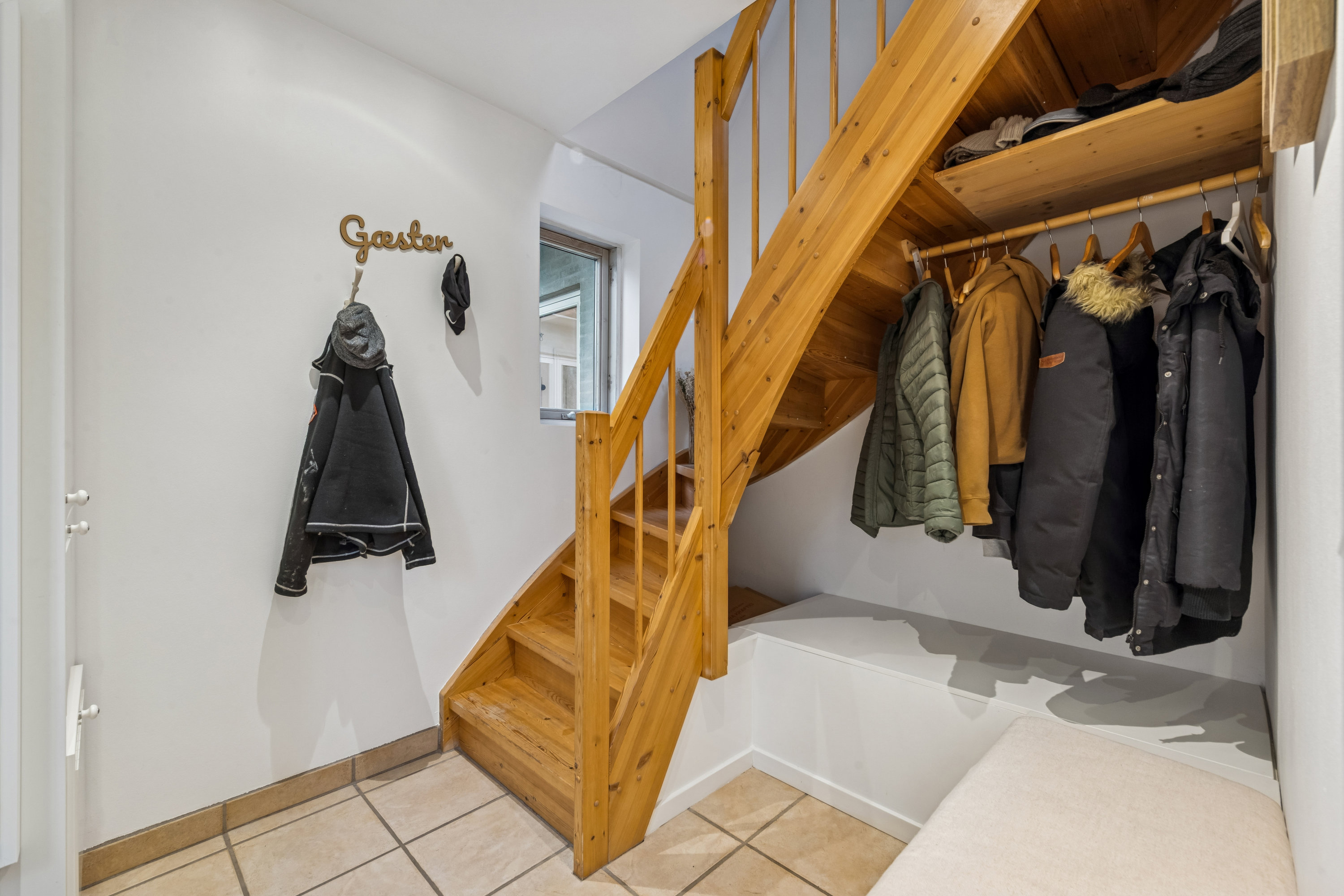 Fremhævet entré billede i fuldskærmstilstand. Billede af Lyngevej 29, Fløng, 2640 Hedehusene