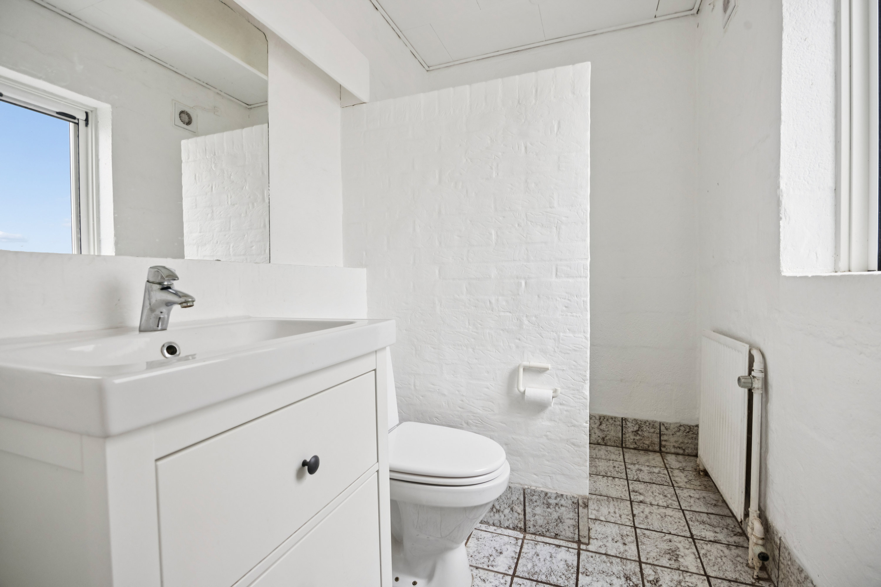 Fremhævet badeværelse billede i fuldskærmstilstand. Billede af Melholtvej 63, Ulsted, 9370 Hals