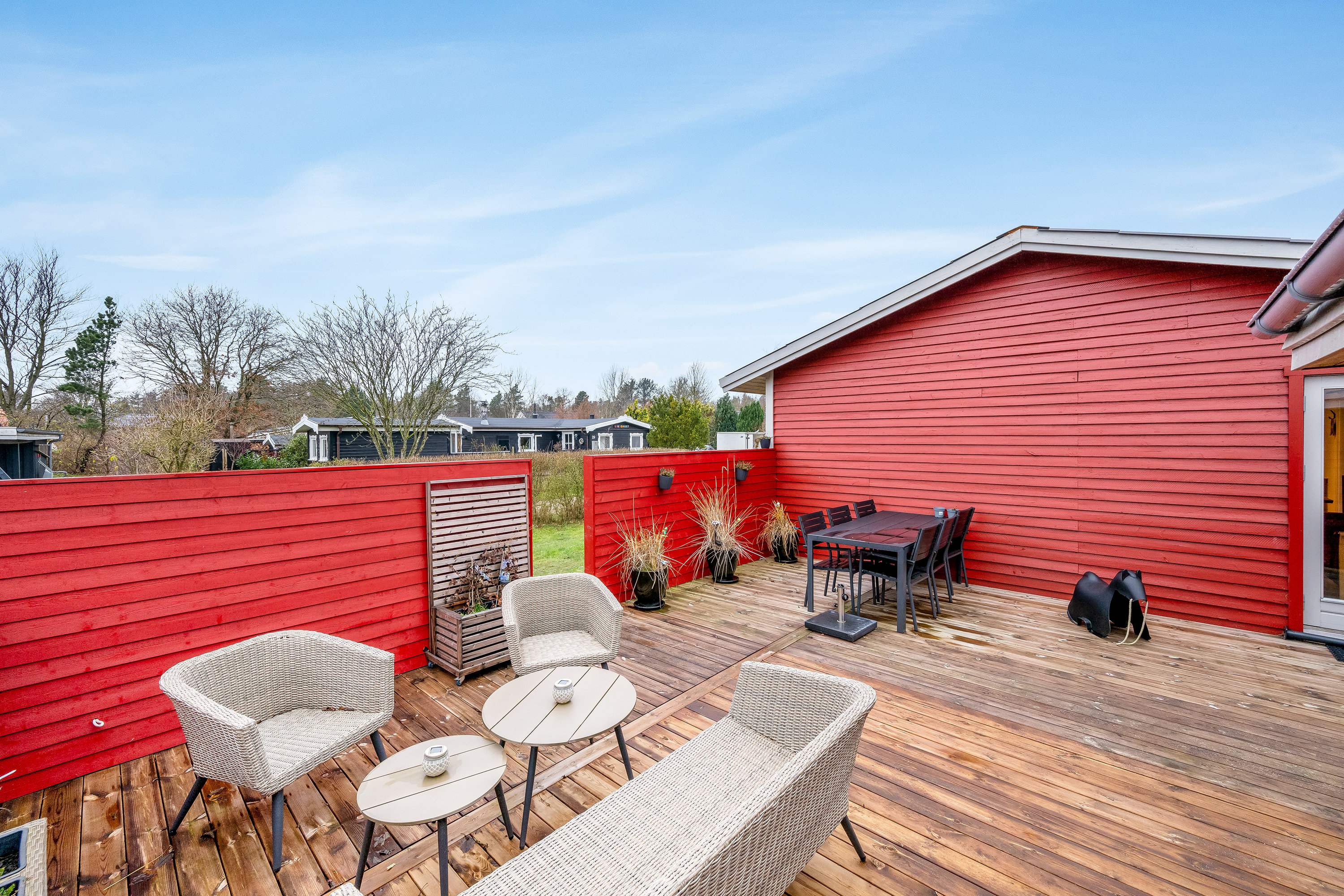 Fremhævet terrasse billede i fuldskærmstilstand. Billede af Egernvej 39, 6893 Hemmet