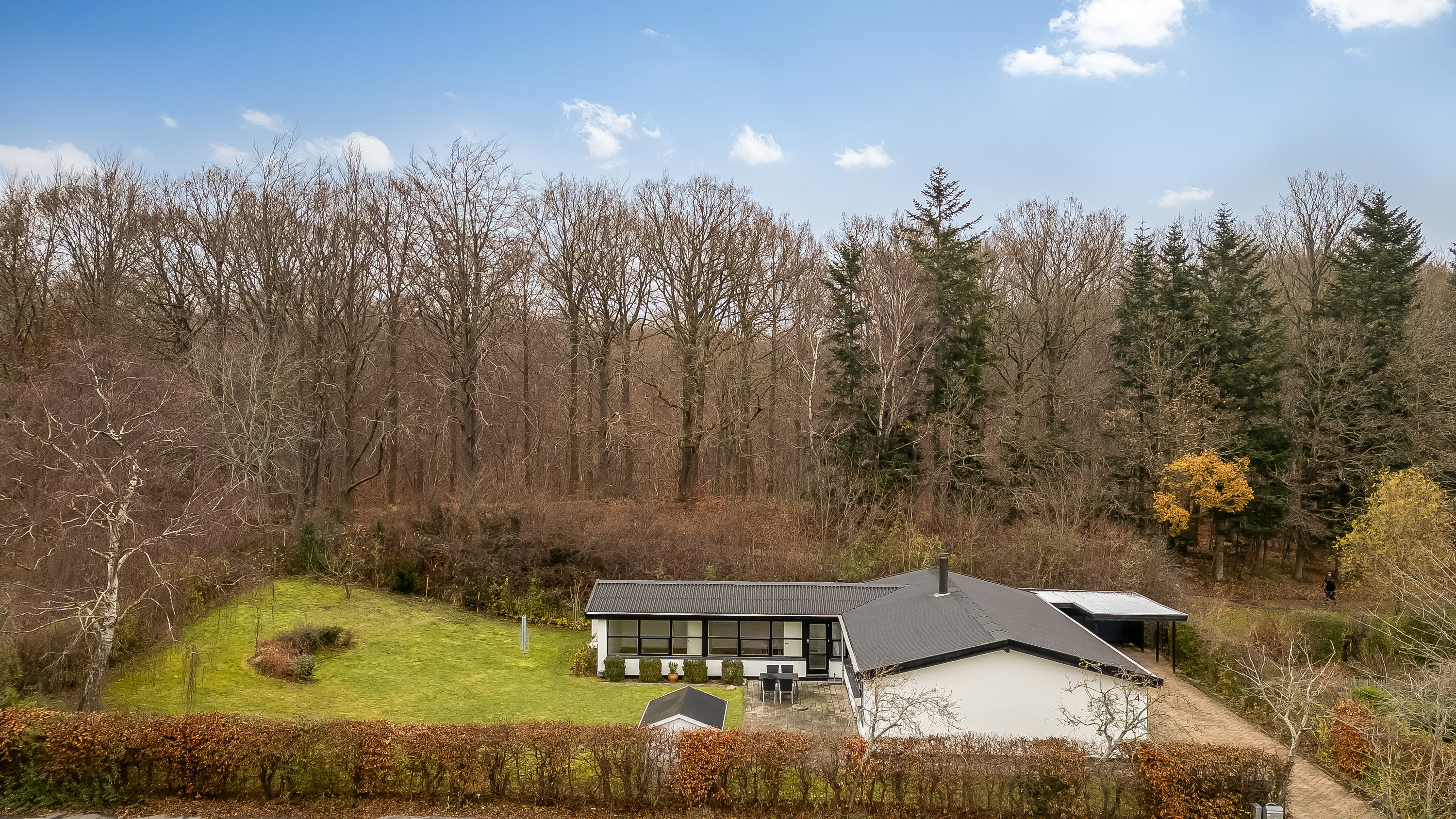 Miniaturebillede 1: facade. Billede af Skovhegnet 4, 3400 Hillerød