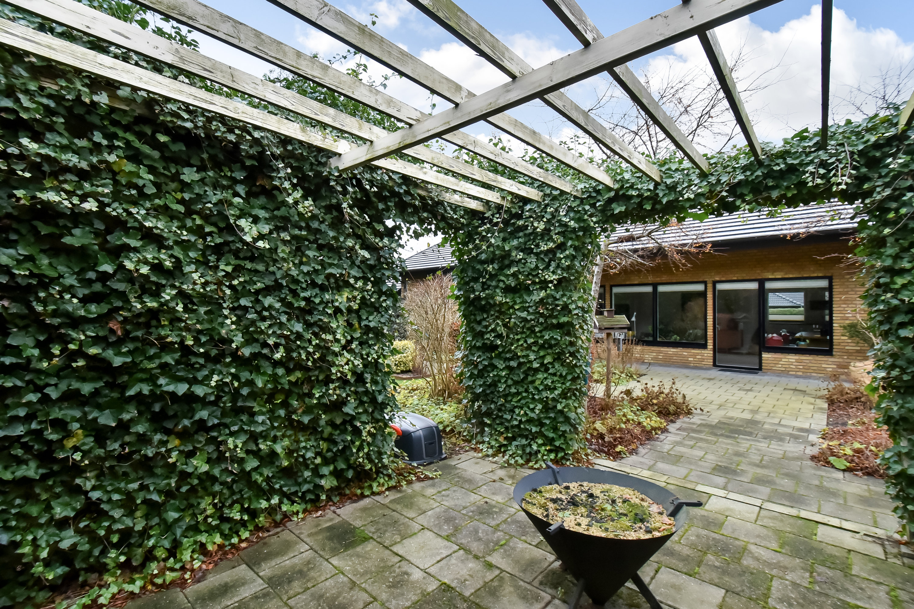 Fremhævet pergola billede i fuldskærmstilstand. Billede af Farvergårdvej 7, 7400 Herning