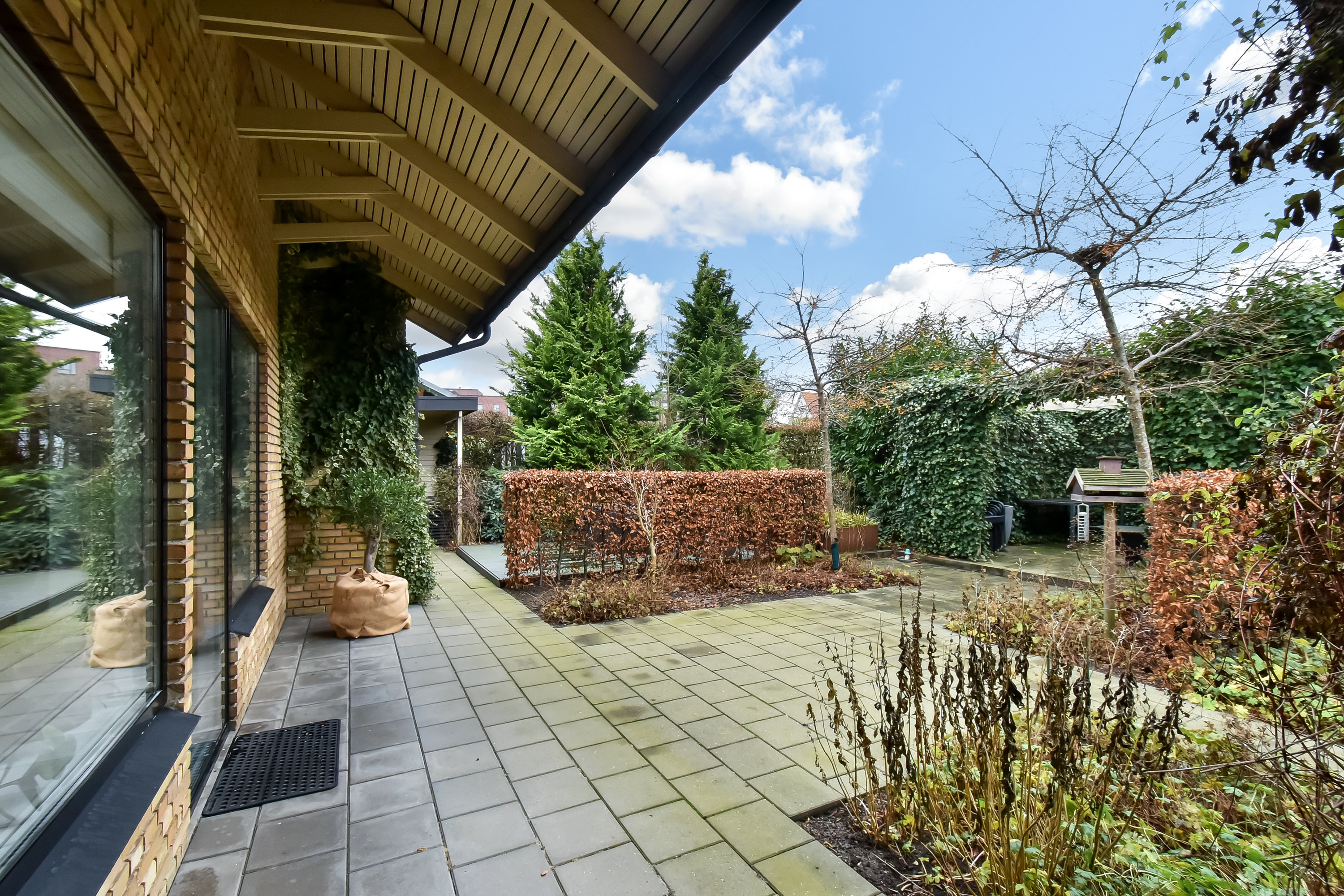 Fremhævet terrasse billede i fuldskærmstilstand. Billede af Farvergårdvej 7, 7400 Herning