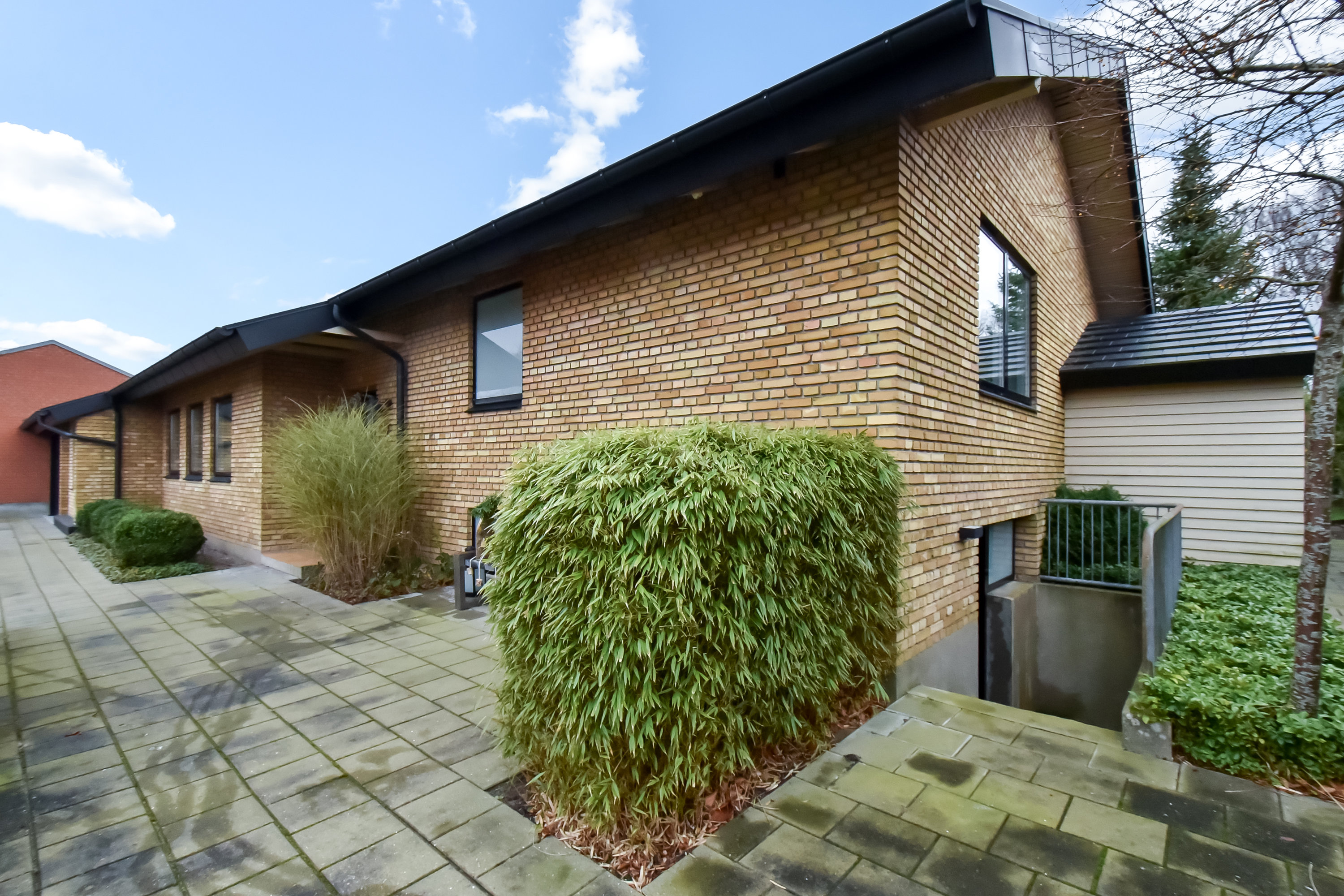 Fremhævet ejendommen billede i fuldskærmstilstand. Billede af Farvergårdvej 7, 7400 Herning