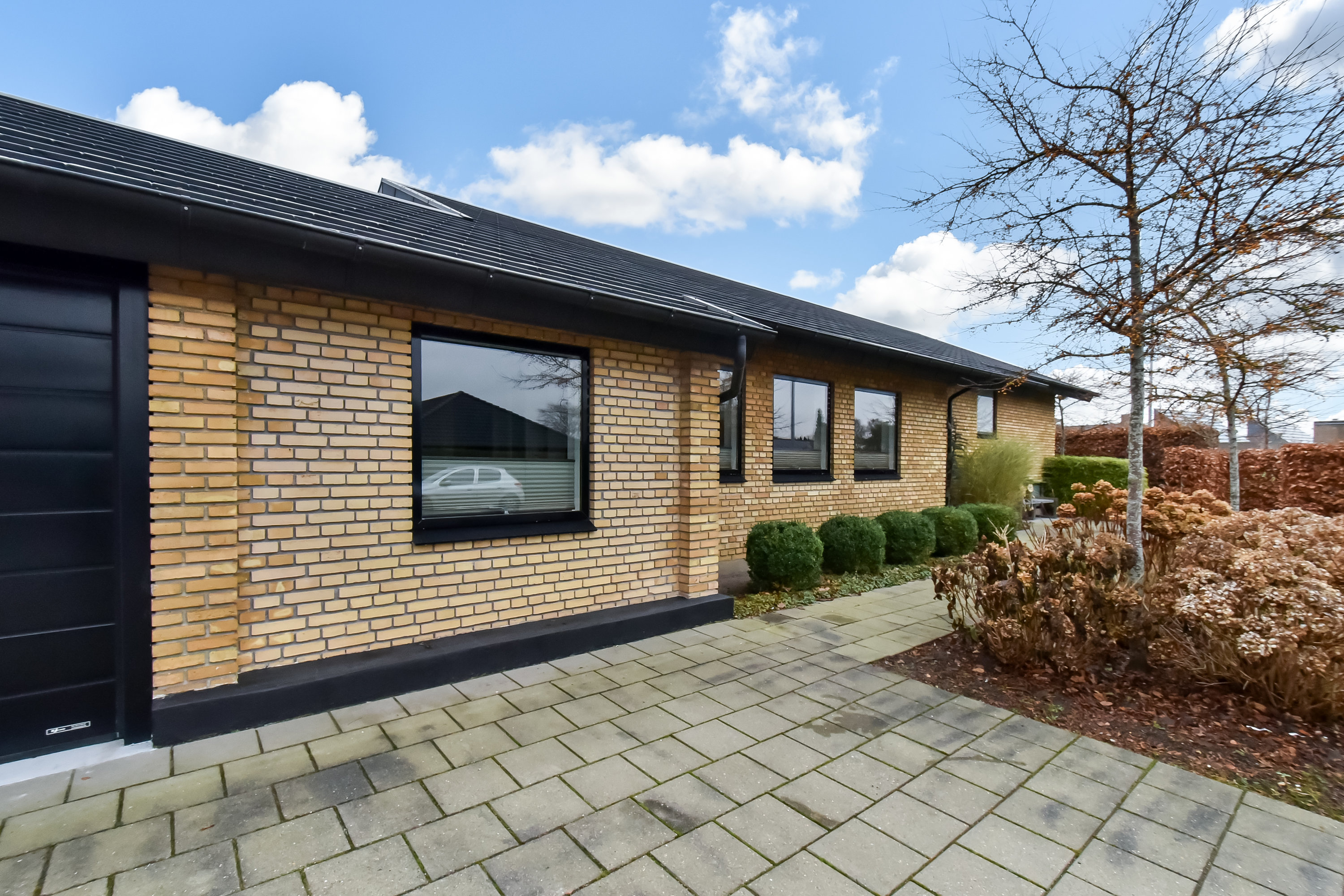 Fremhævet ejendommen billede i fuldskærmstilstand. Billede af Farvergårdvej 7, 7400 Herning