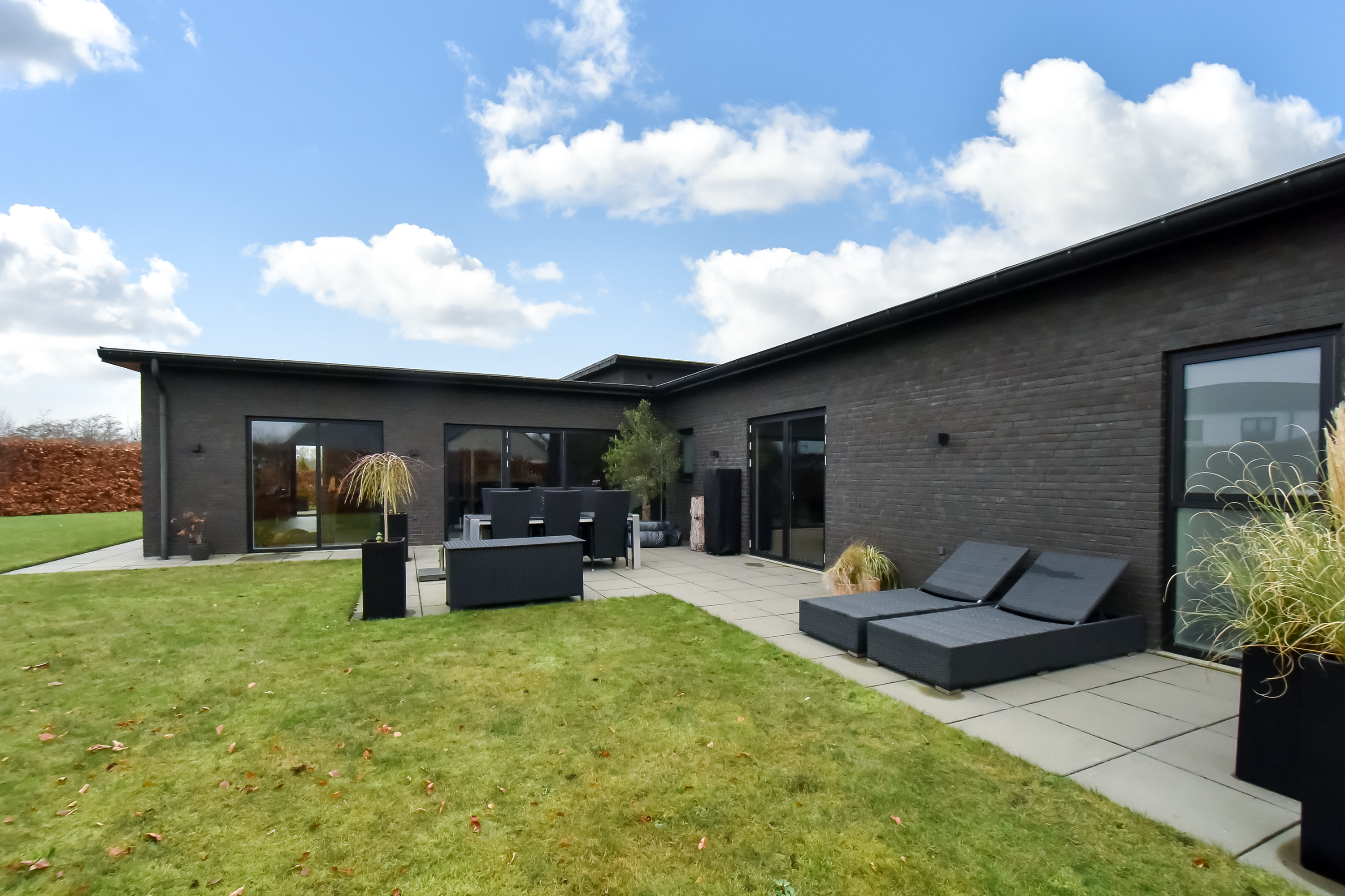 Fremhævet ejendommen billede i fuldskærmstilstand. Billede af Tjørring Vænget 4, Tjørring, 7400 Herning