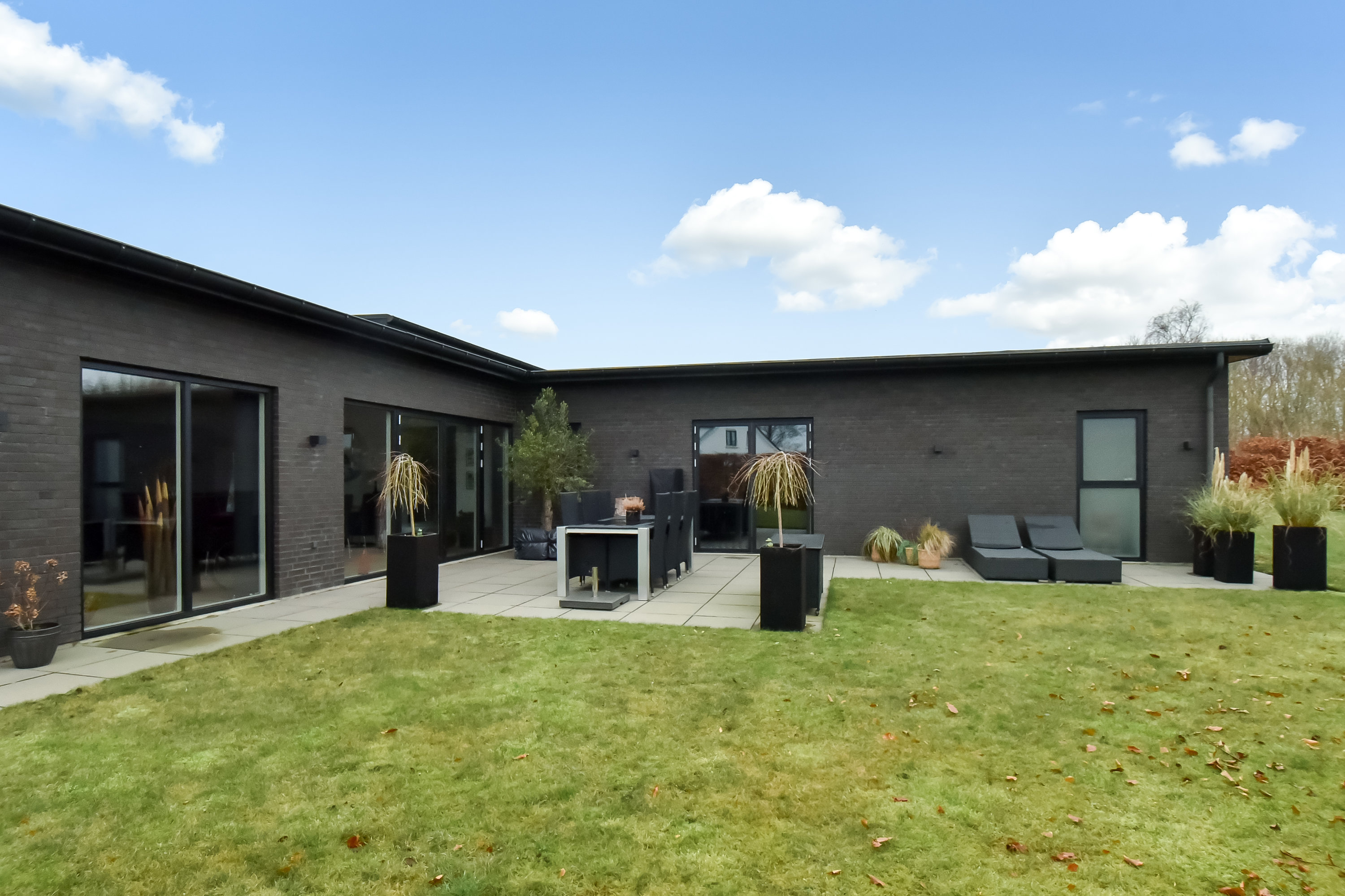 Fremhævet ejendommen billede i fuldskærmstilstand. Billede af Tjørring Vænget 4, Tjørring, 7400 Herning