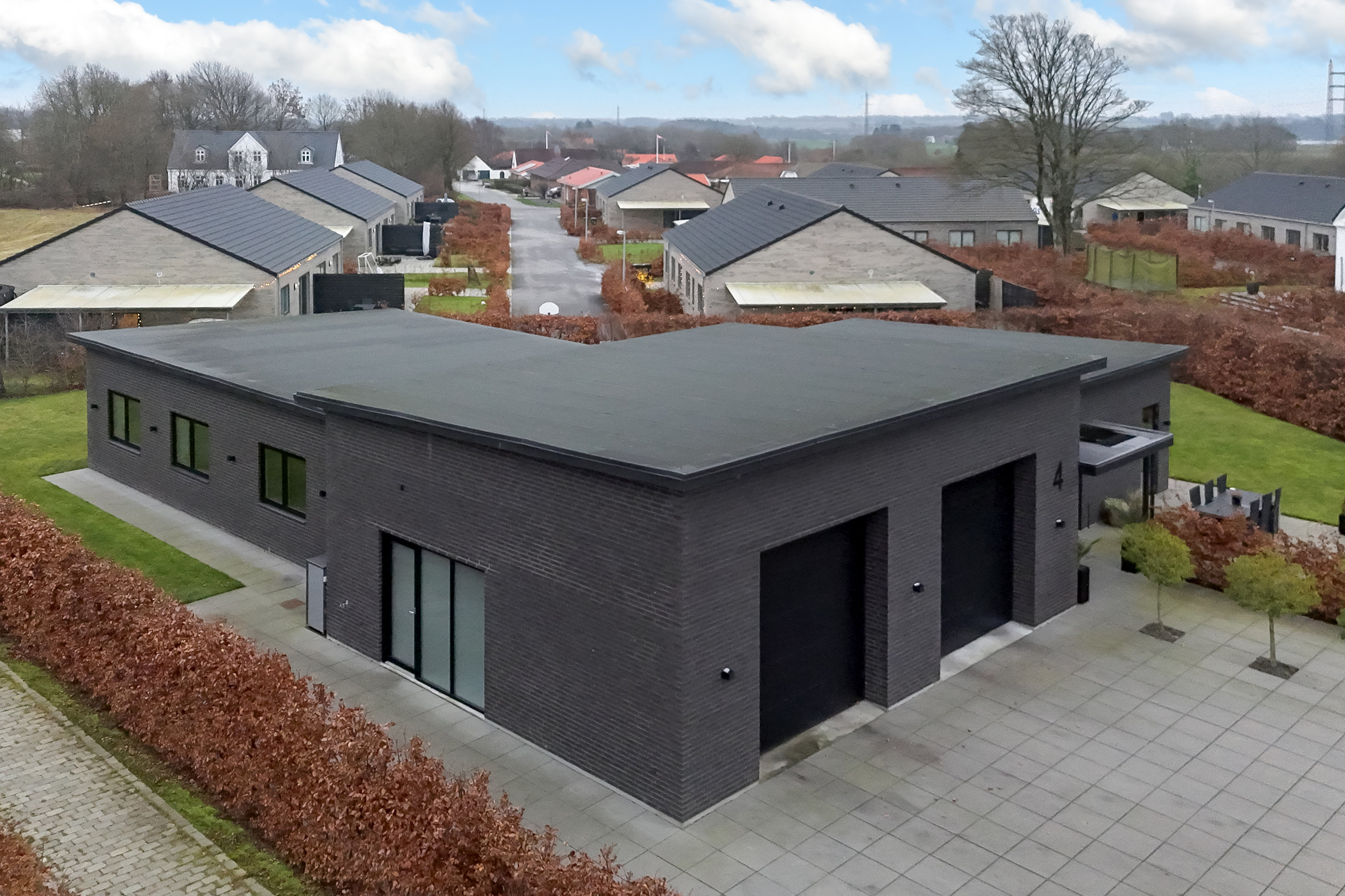 Fremhævet luftfoto billede i fuldskærmstilstand. Billede af Tjørring Vænget 4, Tjørring, 7400 Herning