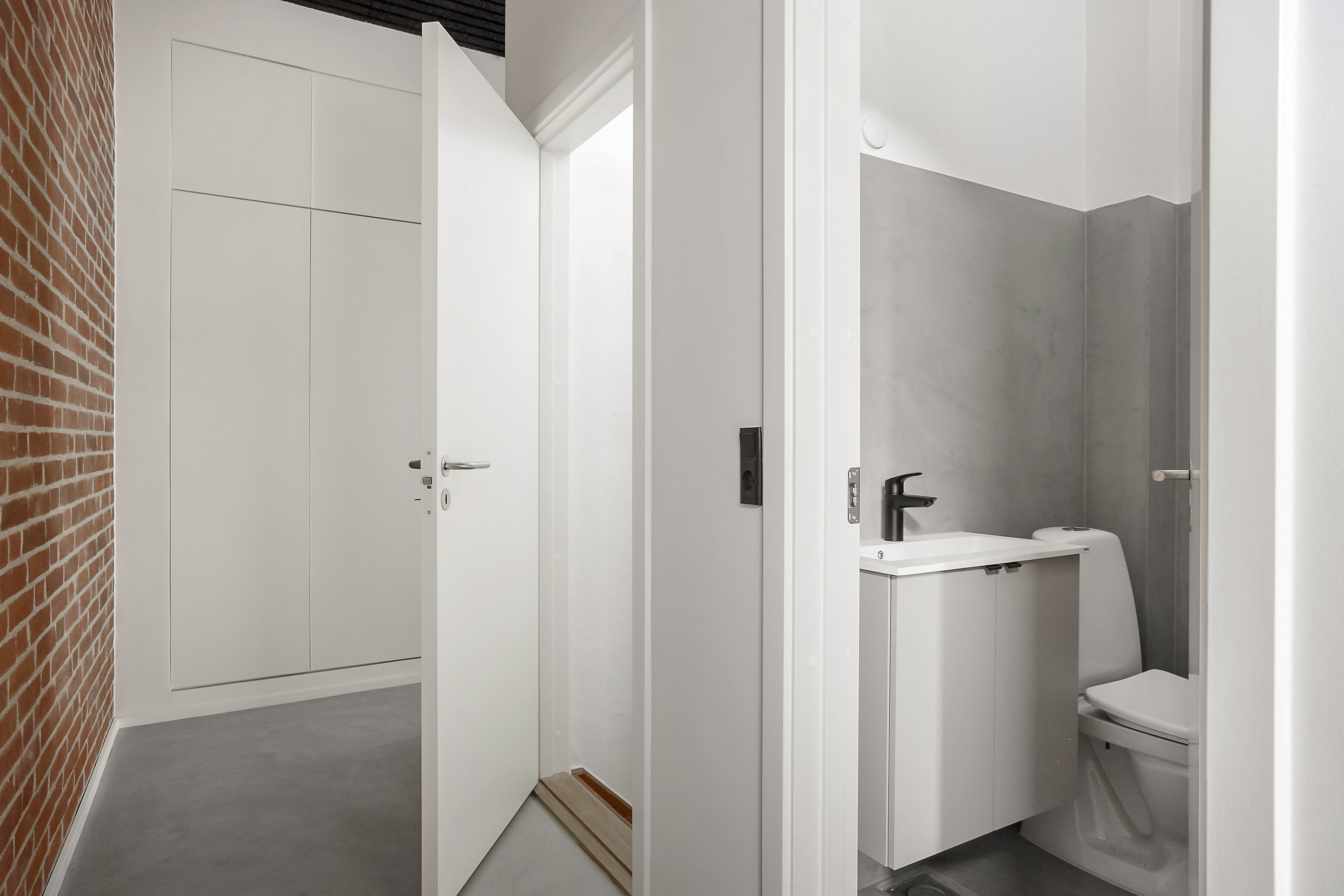 Fremhævet entré billede i fuldskærmstilstand. Billede af Ejsbølvej 44, 6100 Haderslev