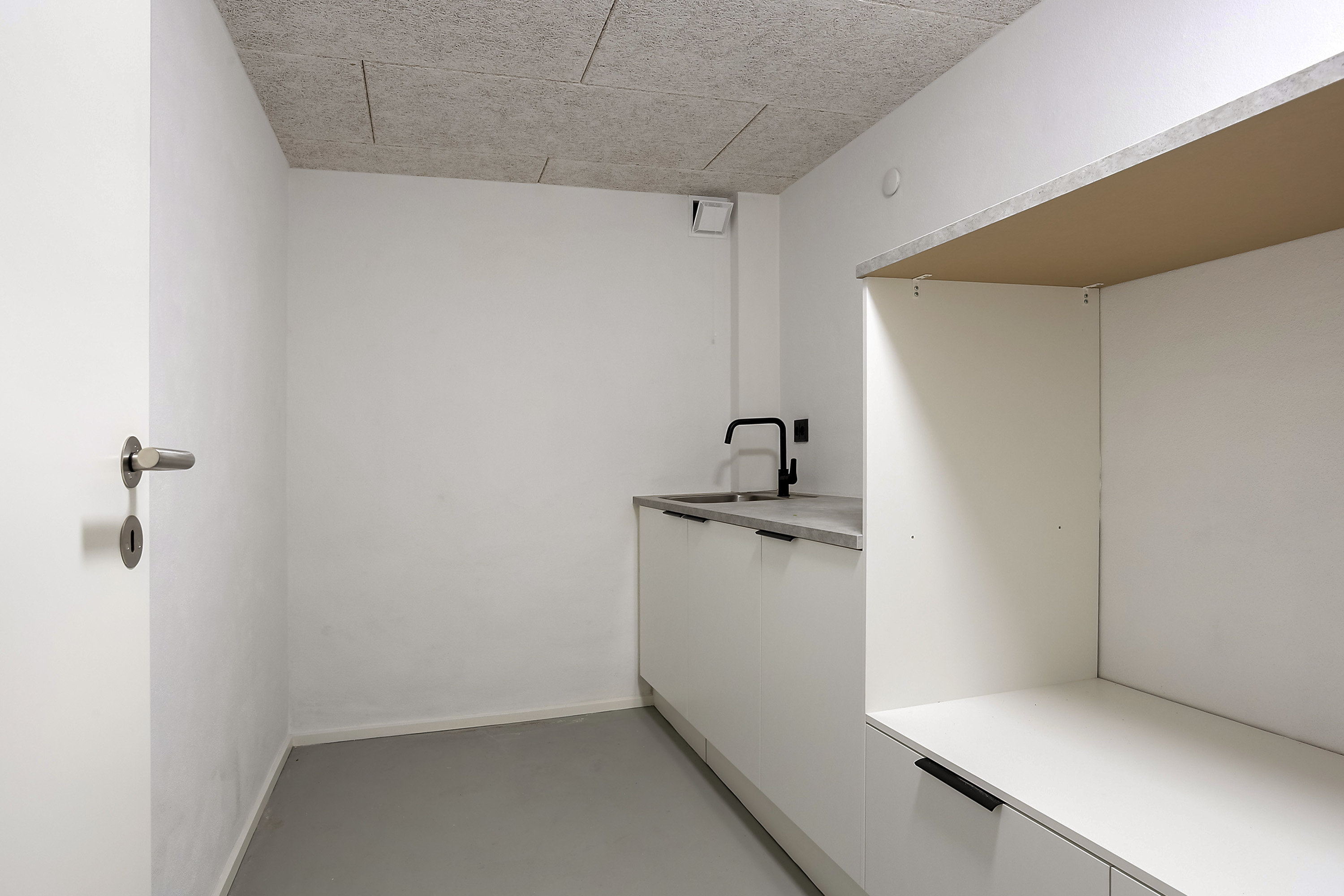 Fremhævet køkken billede i fuldskærmstilstand. Billede af Ejsbølvej 44, 6100 Haderslev