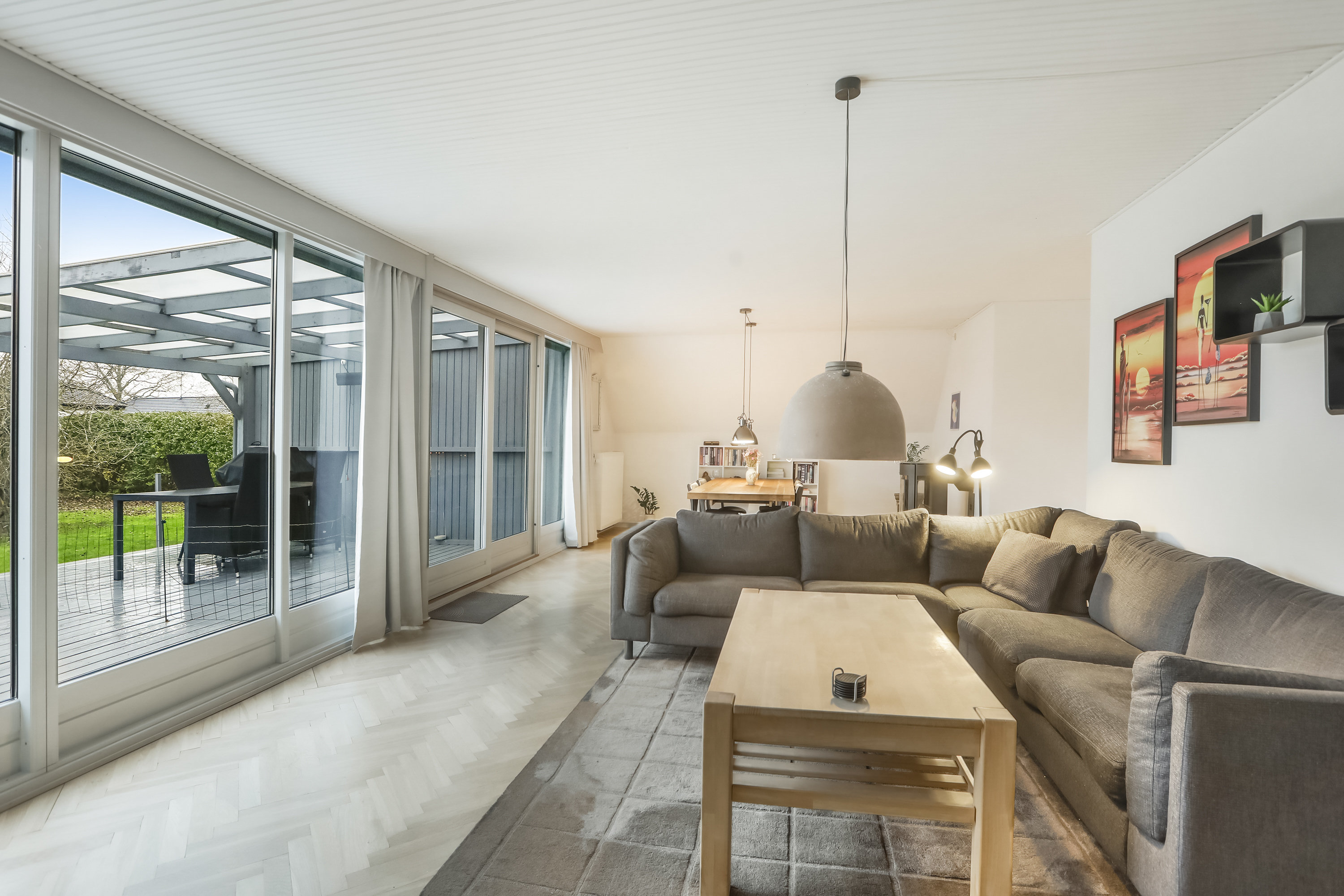 Fremhævet stue billede i fuldskærmstilstand. Billede af Hårbyvej 4, 2740 Skovlunde