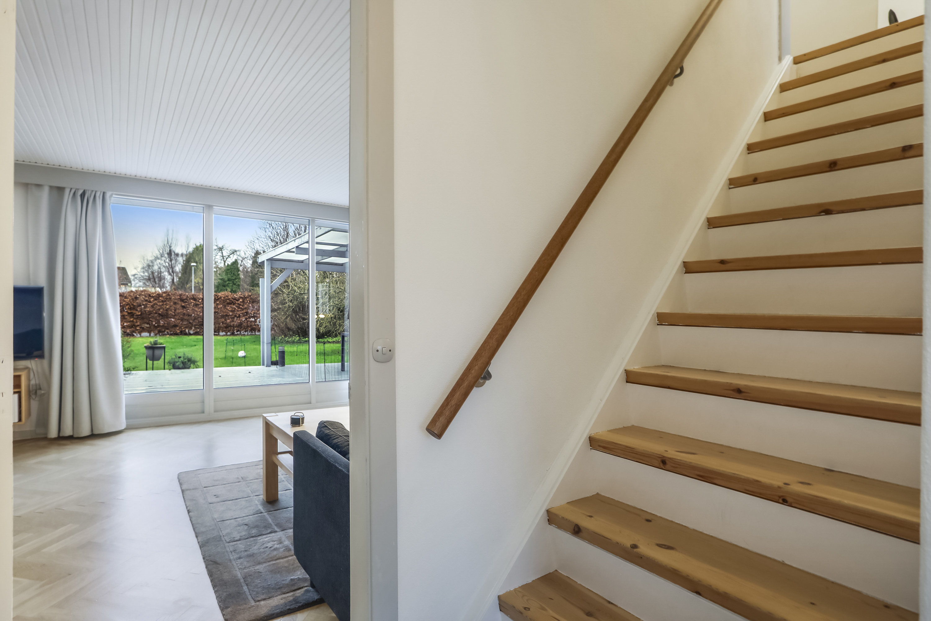 Fremhævet stue billede i fuldskærmstilstand. Billede af Hårbyvej 4, 2740 Skovlunde