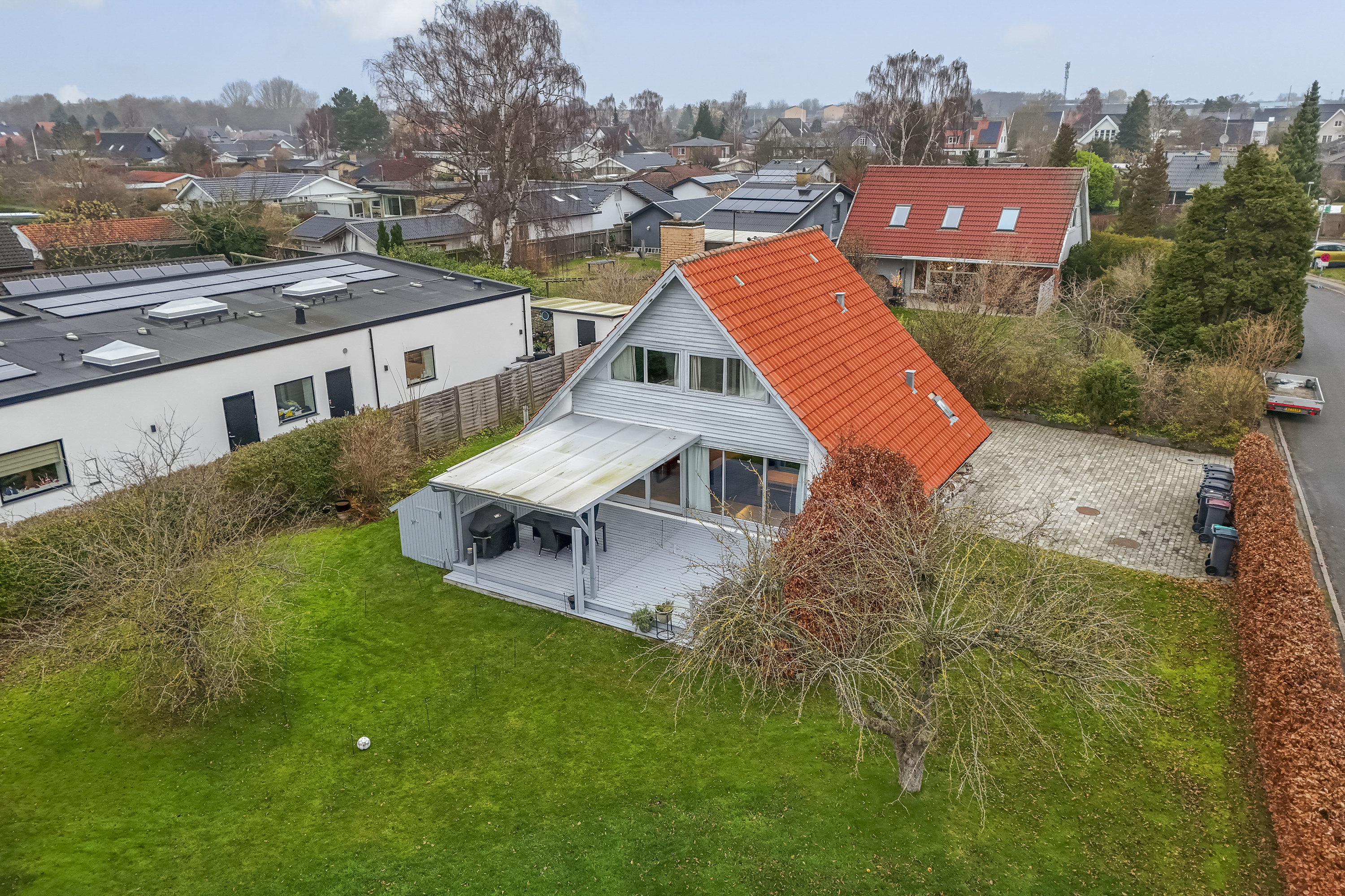 Fremhævet set fra oven billede i fuldskærmstilstand. Billede af Hårbyvej 4, 2740 Skovlunde