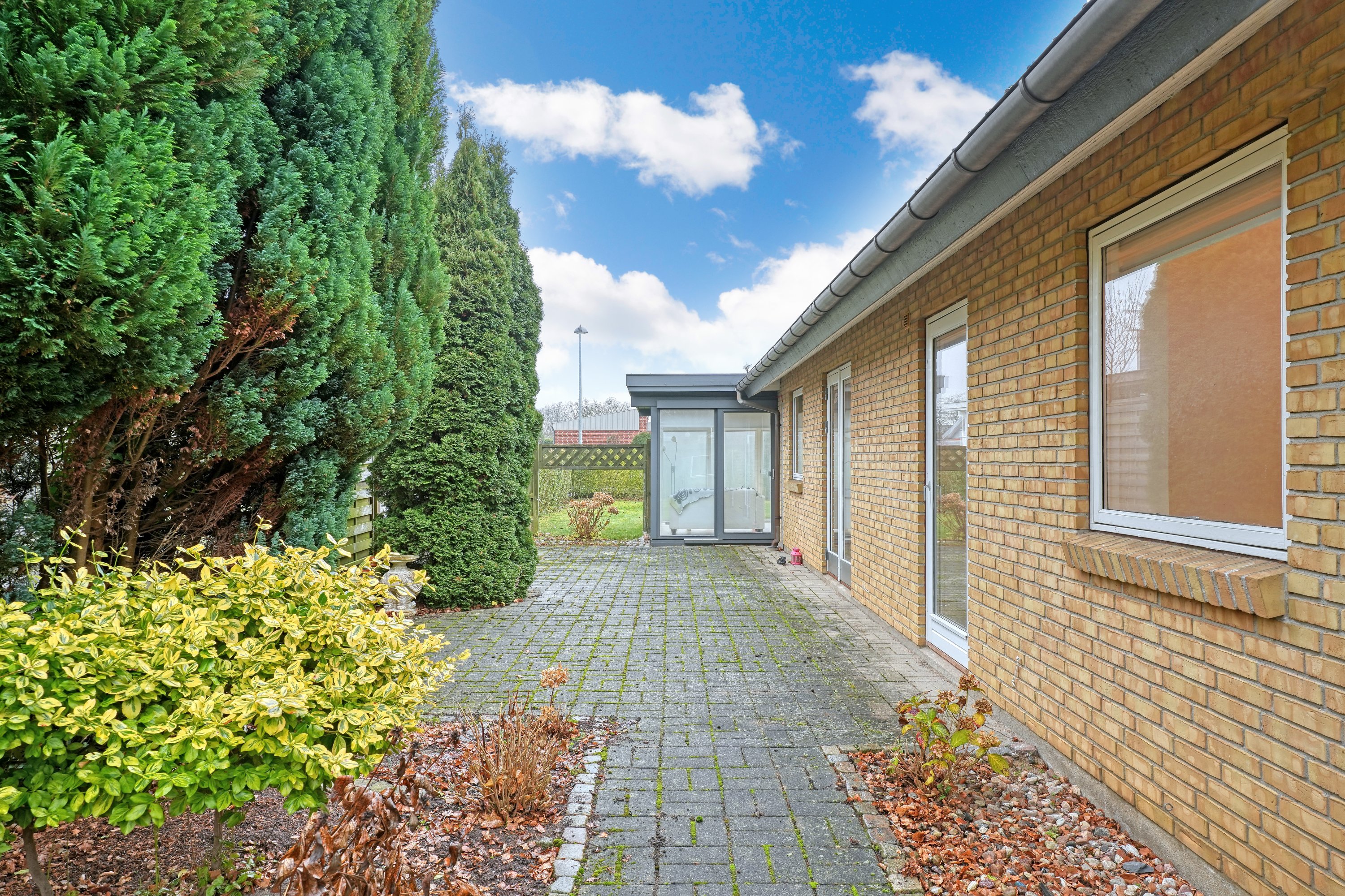 Fremhævet terrasse billede i fuldskærmstilstand. Billede af Kongsgårds Alle 10, 4300 Holbæk