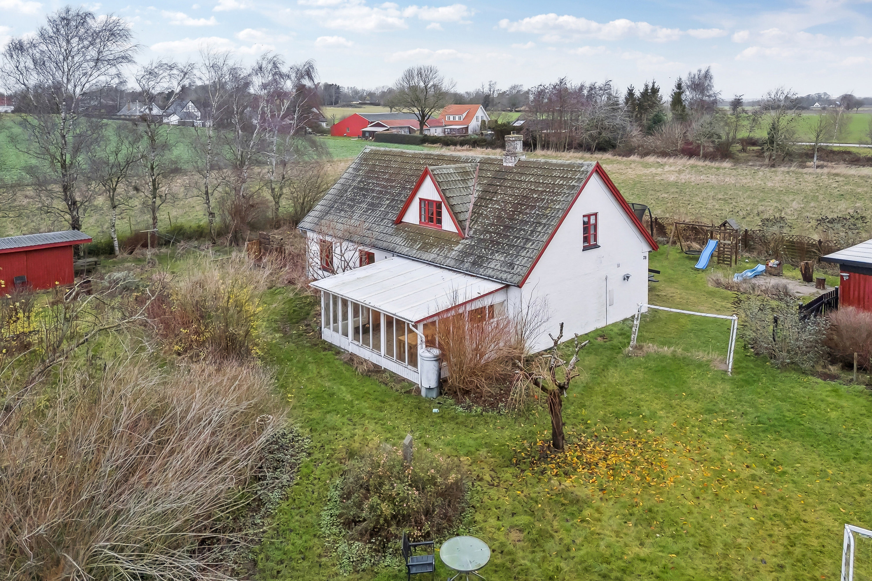 Fremhævet set fra haven billede i fuldskærmstilstand. Billede af Katrinevej 28, Gimlinge, 4200 Slagelse