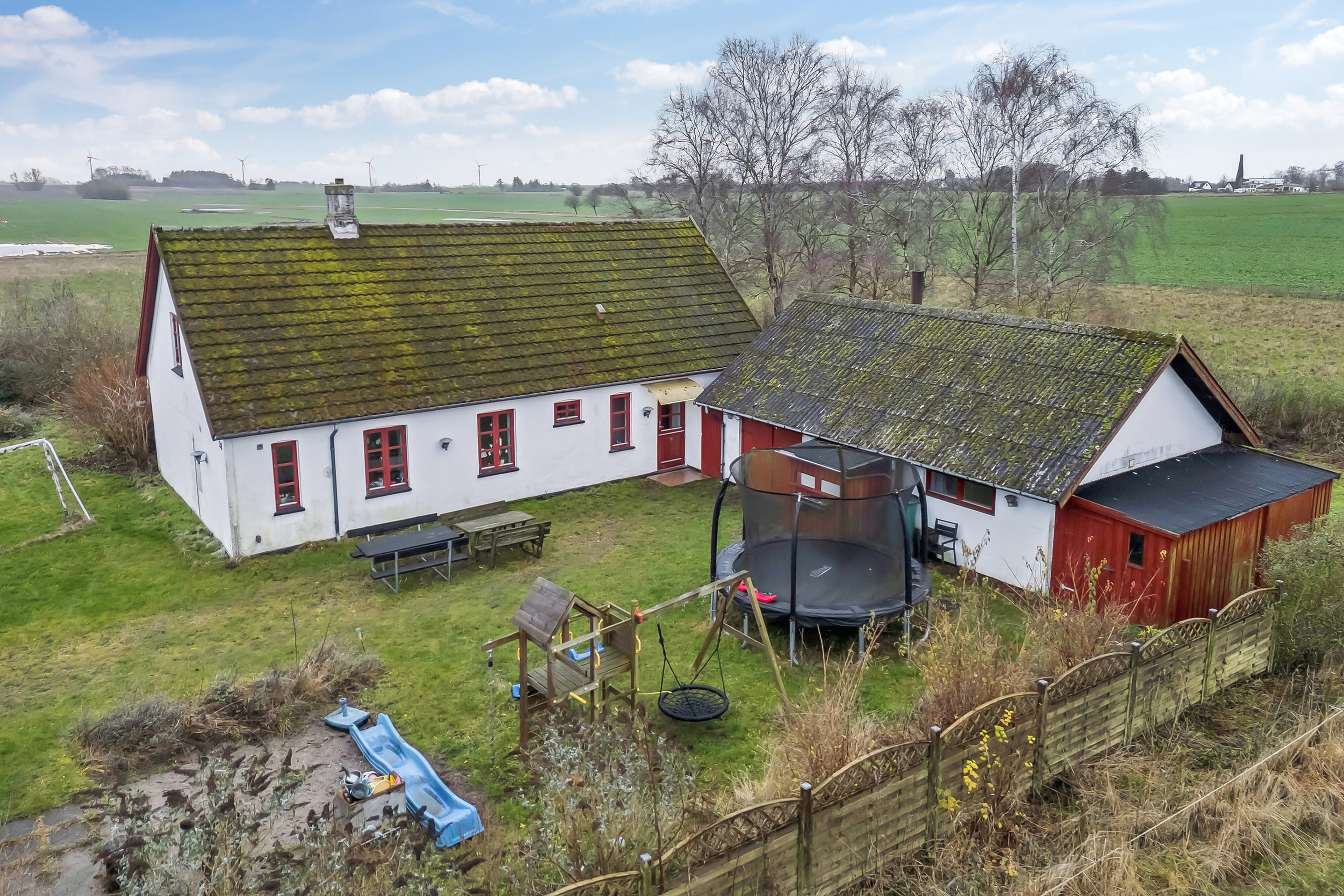 Fremhævet set fra haven billede i fuldskærmstilstand. Billede af Katrinevej 28, Gimlinge, 4200 Slagelse