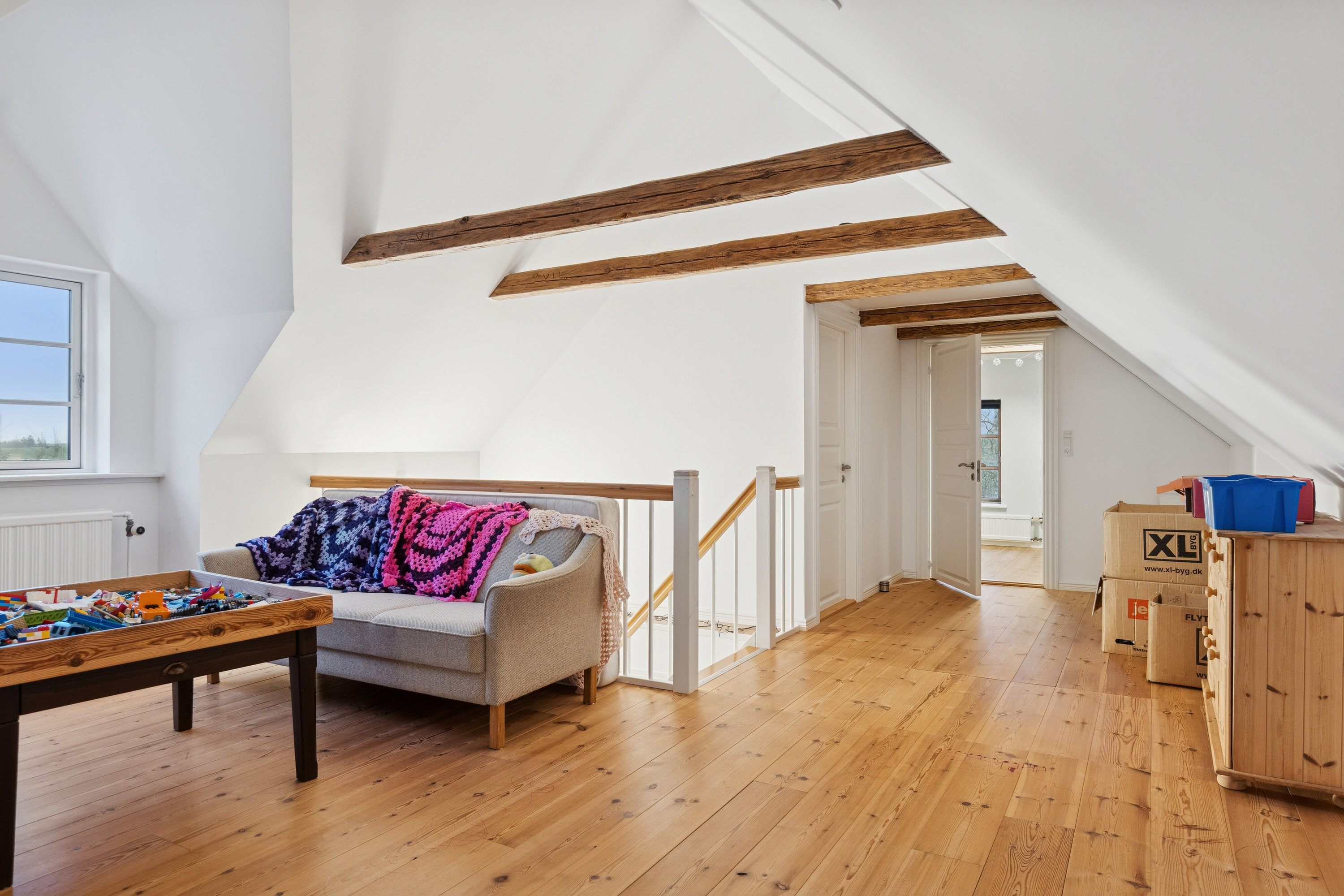 Fremhævet stue billede i fuldskærmstilstand. Billede af Katrinevej 28, Gimlinge, 4200 Slagelse