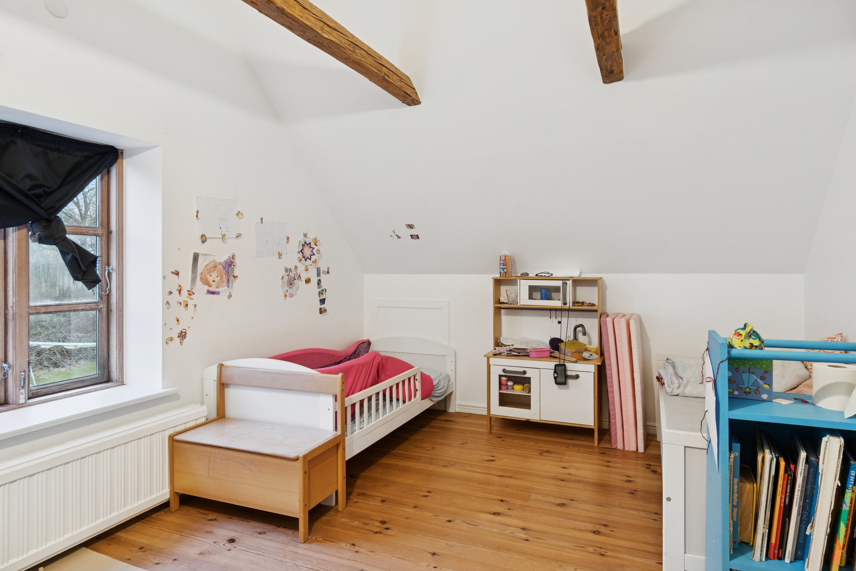 Fremhævet soveværelse billede i fuldskærmstilstand. Billede af Katrinevej 28, Gimlinge, 4200 Slagelse