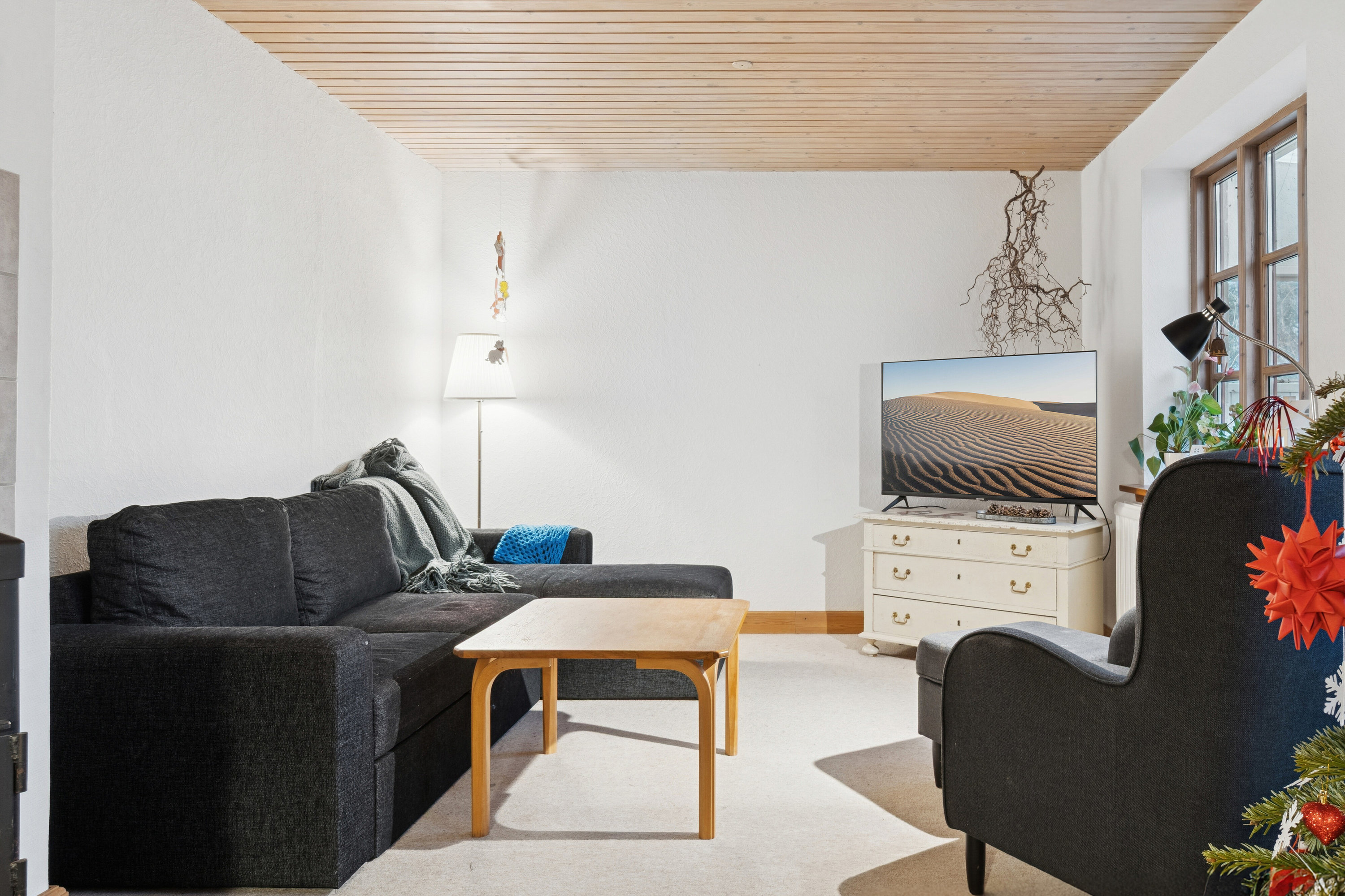 Fremhævet stue billede i fuldskærmstilstand. Billede af Katrinevej 28, Gimlinge, 4200 Slagelse